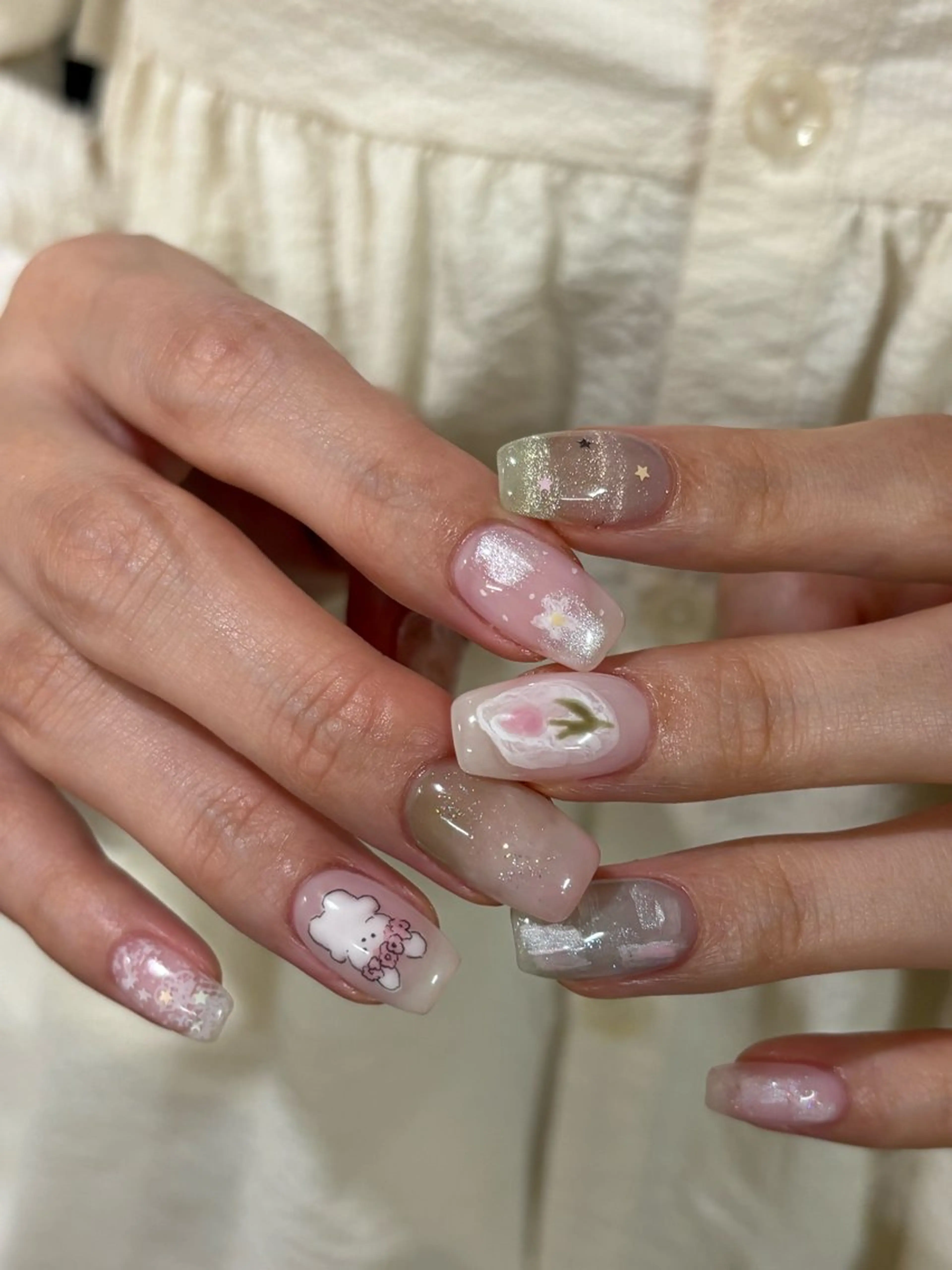 ネイル 春ネイル emi 🧸のネイルデザイン