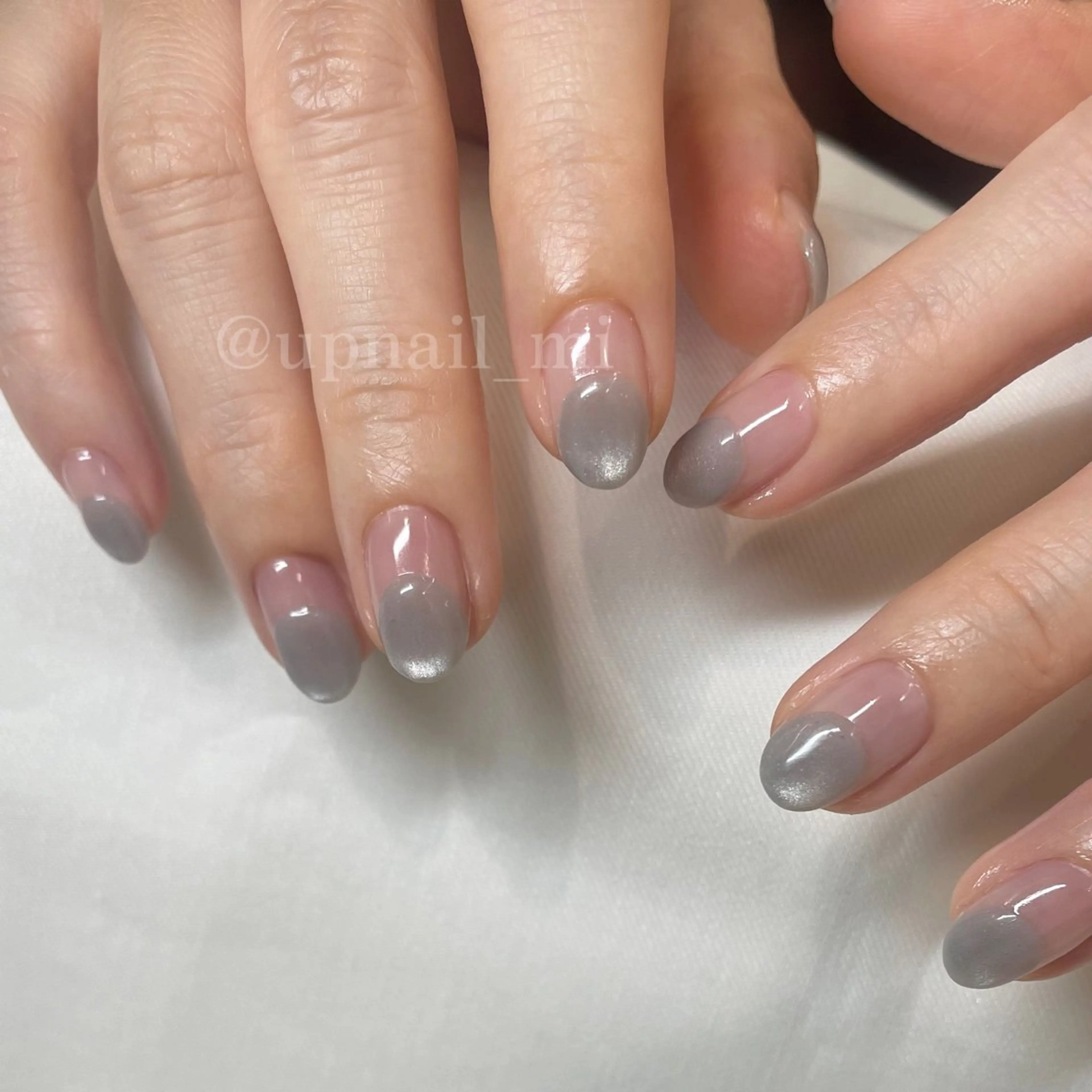 ネイル 花井 美友里のネイルデザイン