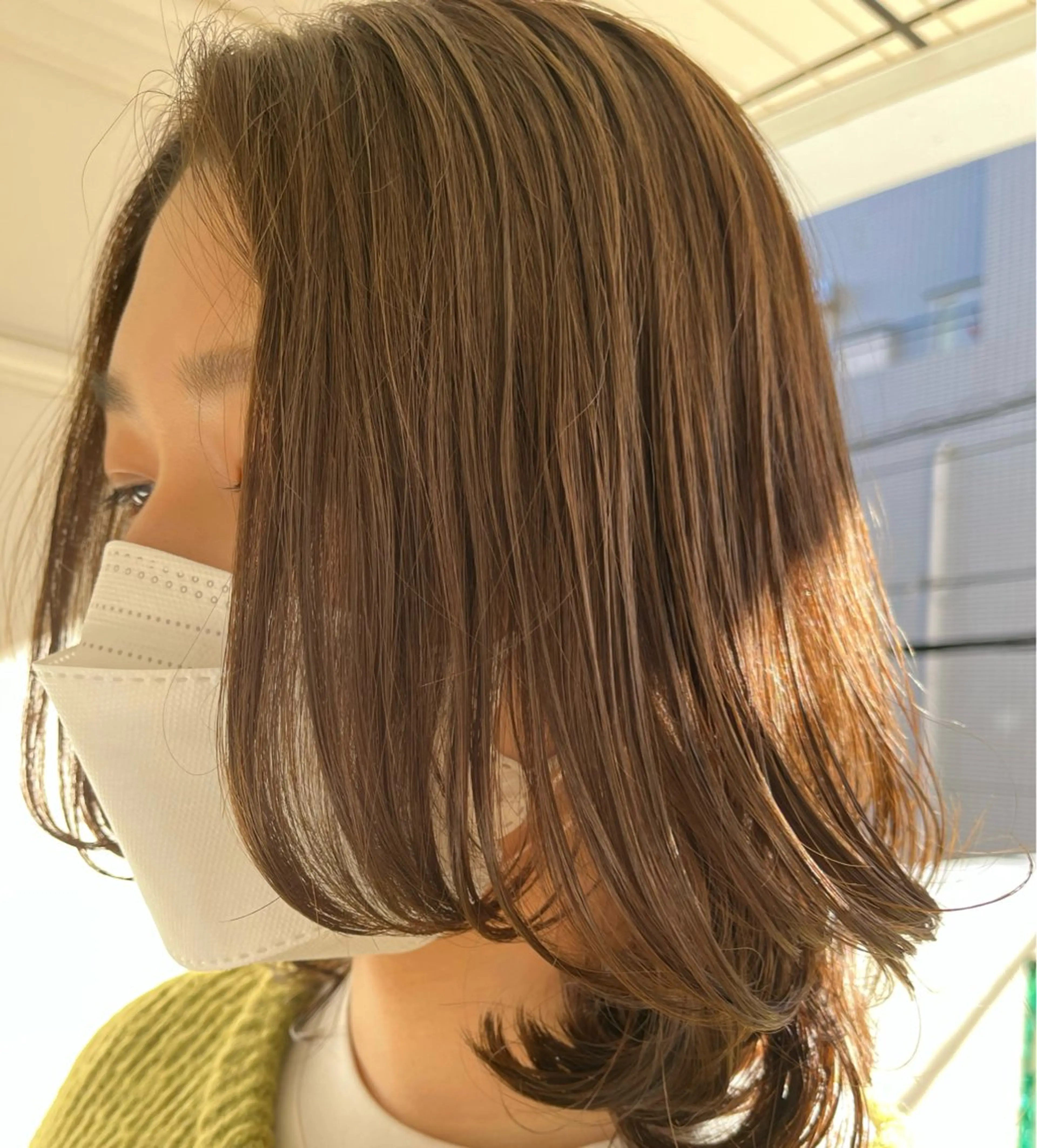 ミディアム amie by afloatのヘアスタイル