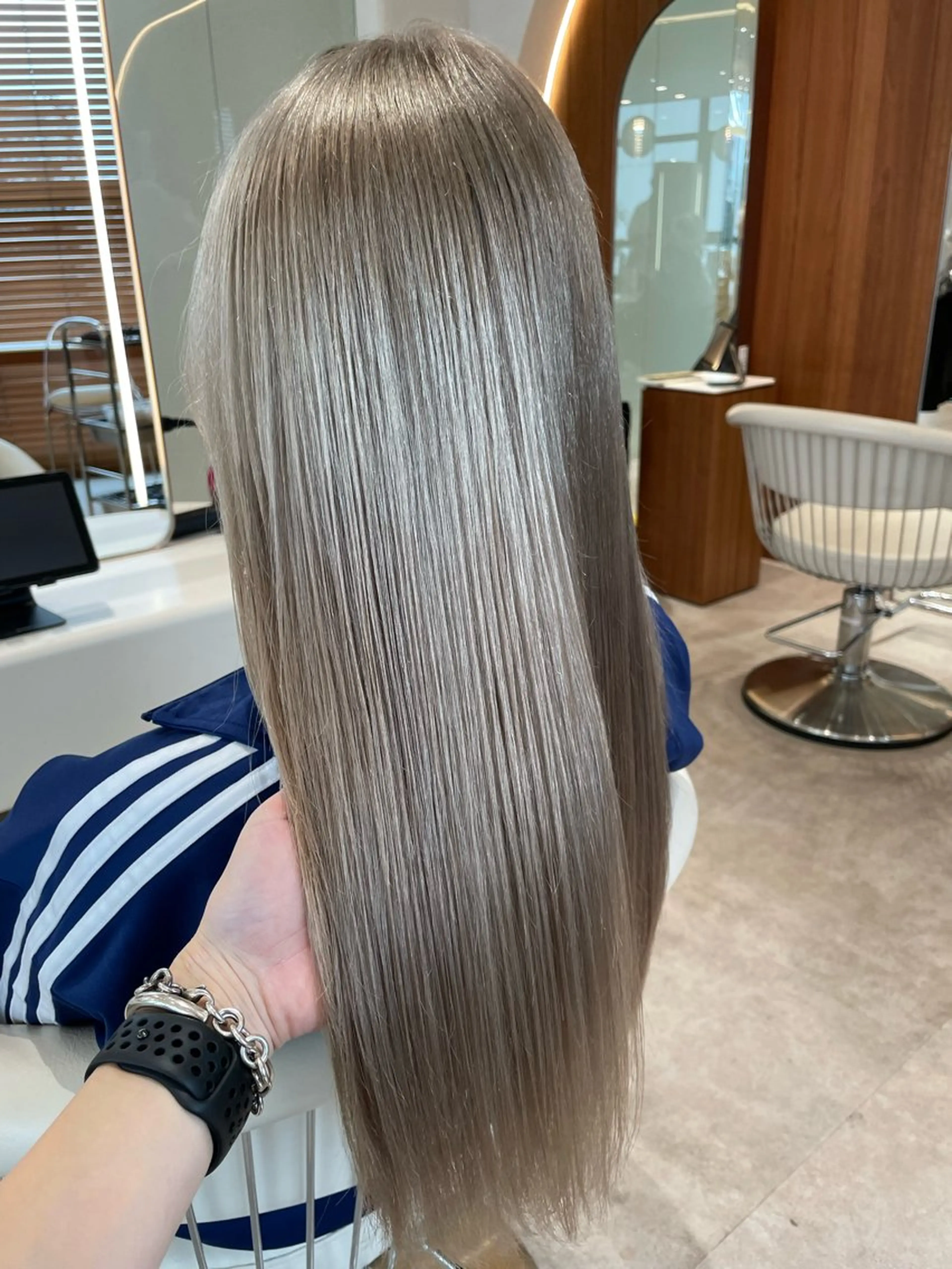 ロング カット ヘアカラー トリートメント 💘MICOTO藤沢 髪質改善ブリーチ💘のヘアスタイル