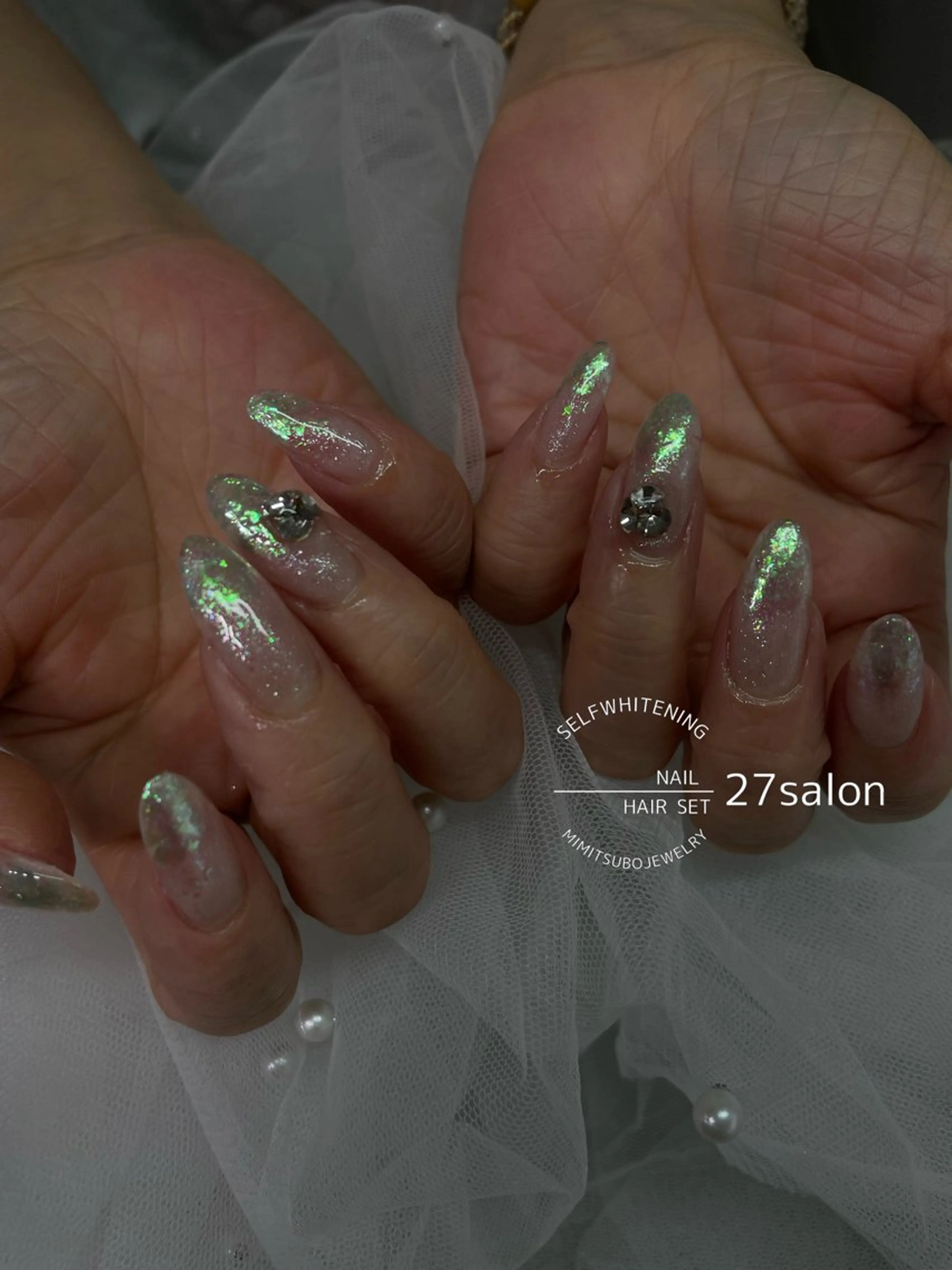 ネイル オーロラネイル グラデーション ハンドネイル 27salon yuinaのネイルデザイン