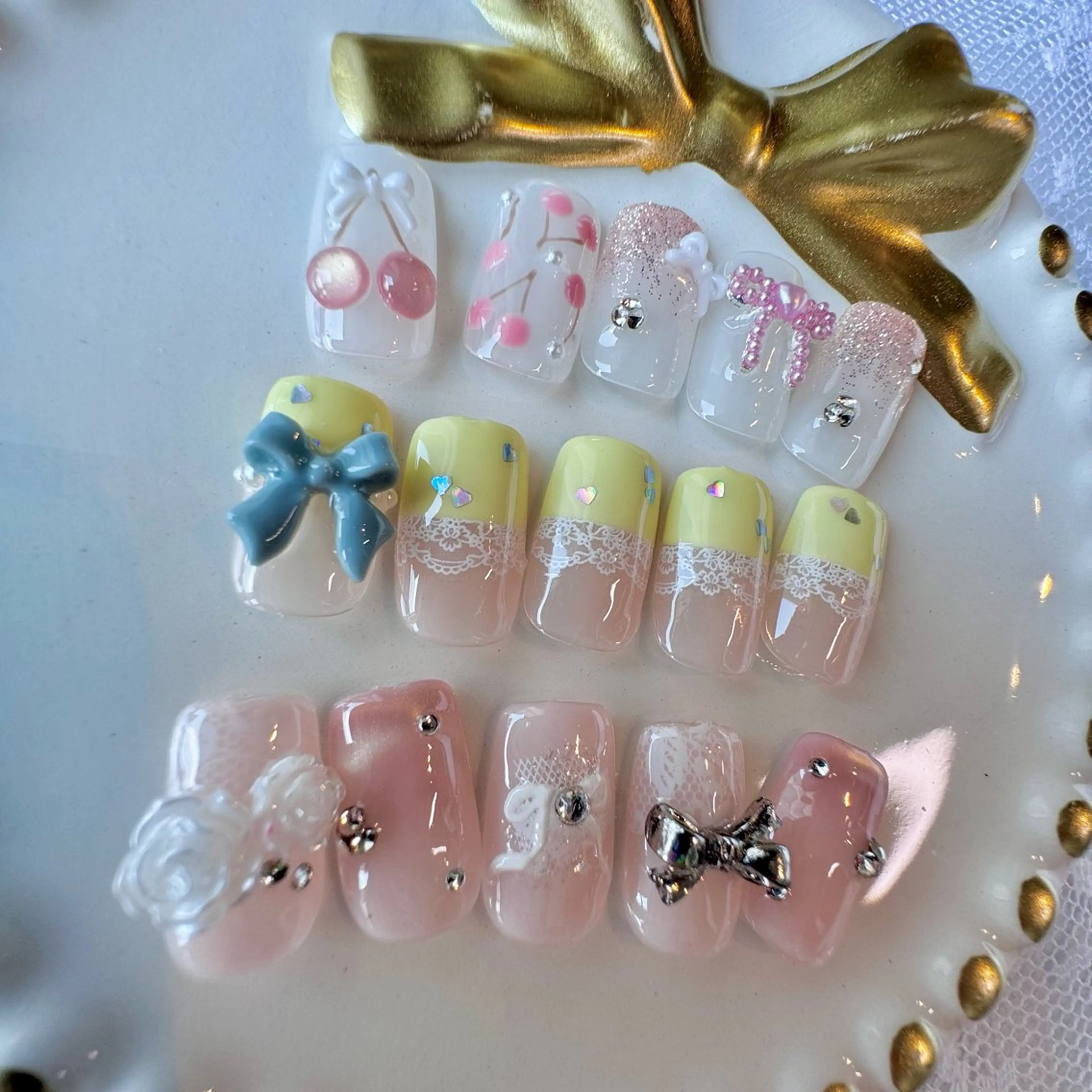 ネイル ハンドネイル nail salon e'mu💐のネイルデザイン