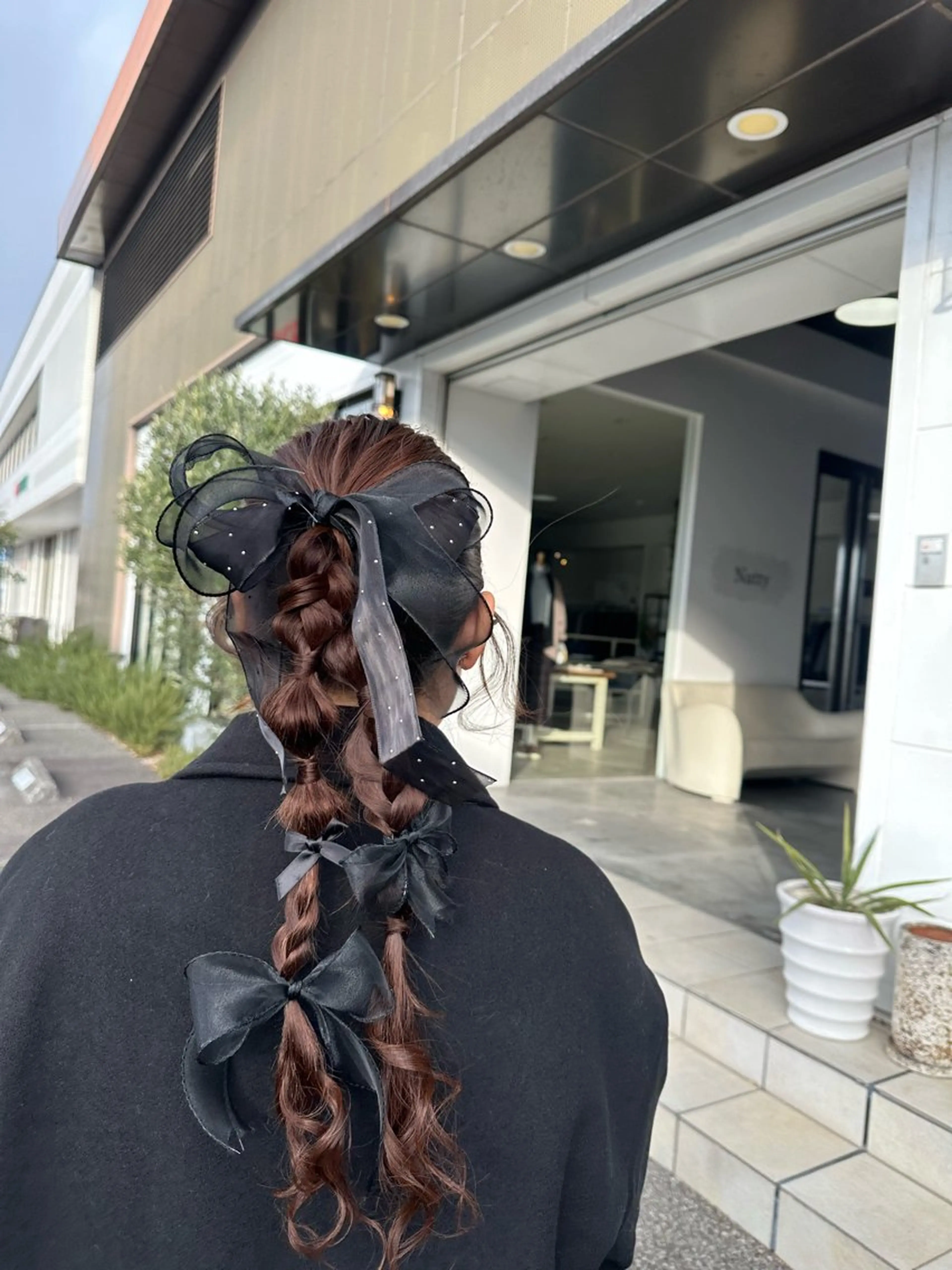 ロング ヘアアレンジ la vie BEAUTE est所属・川上 美砂のヘアスタイル