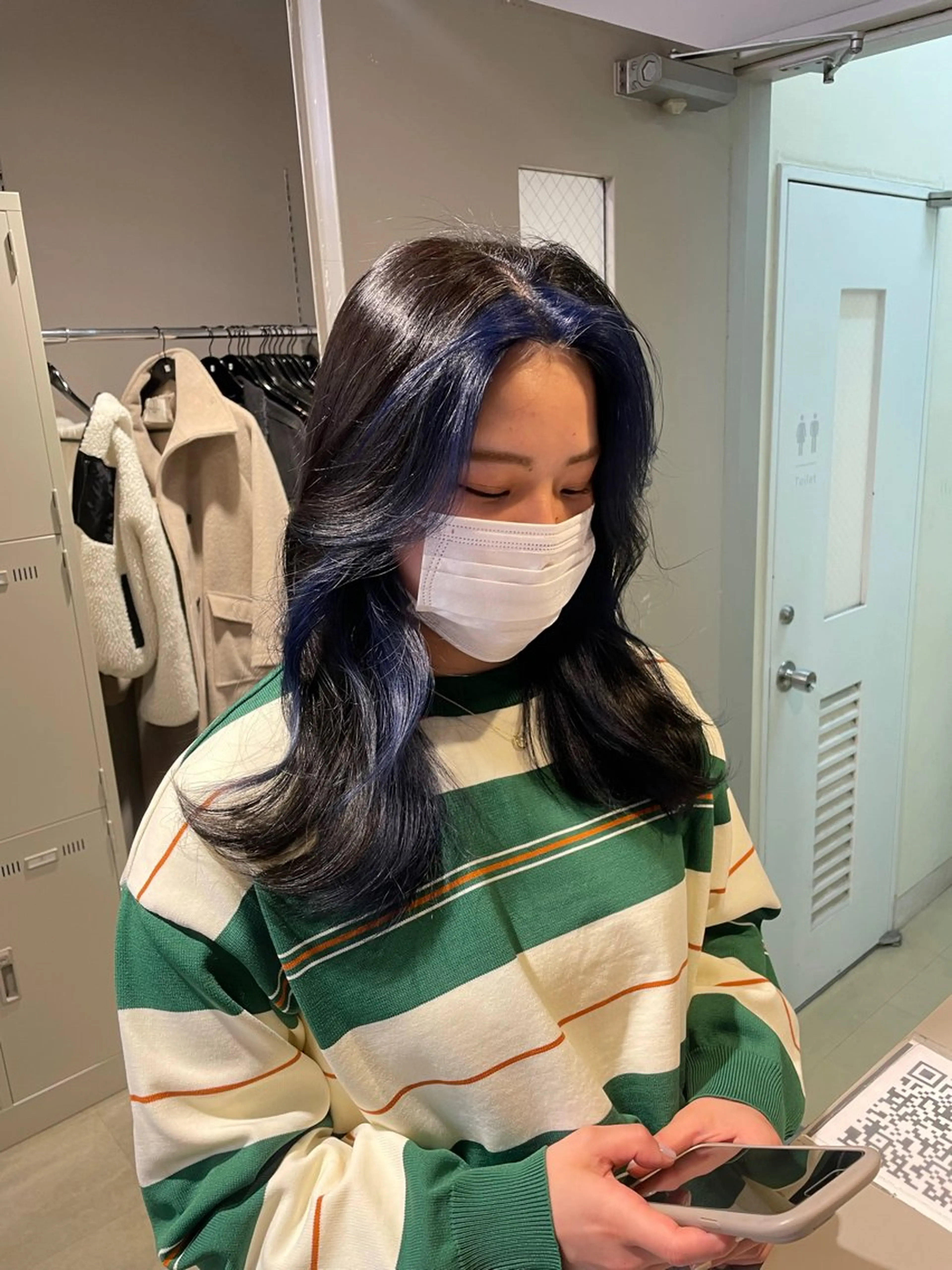 セミロング カラー ミストバング ブルーカラー  フェイスフレーミング インナーカラー 顔周りカット 表参道ハッシュカット レイヤー/リノンのヘアスタイル