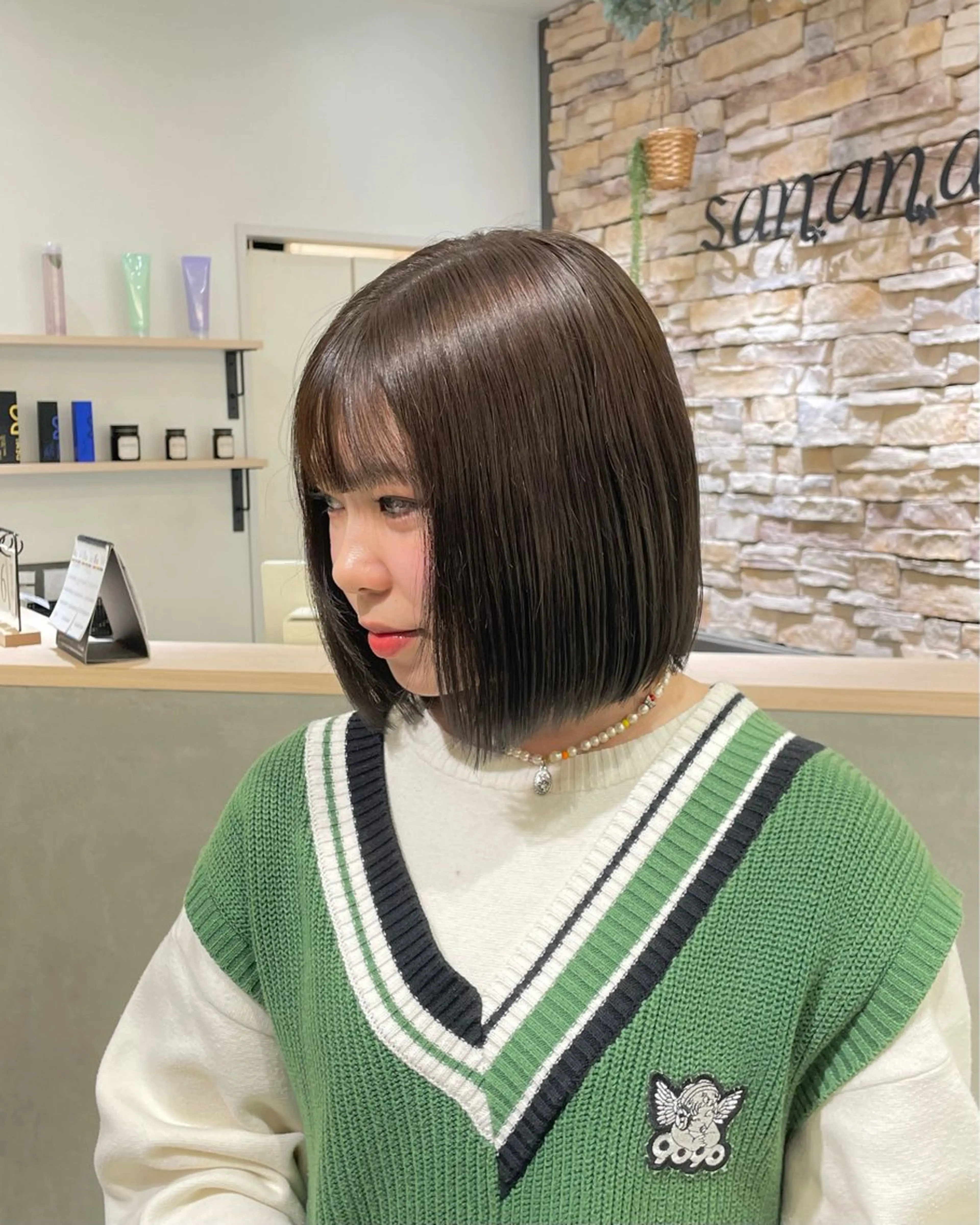 ショート カラー ひなの🫧ベージュ系 艶カラーのヘアスタイル
