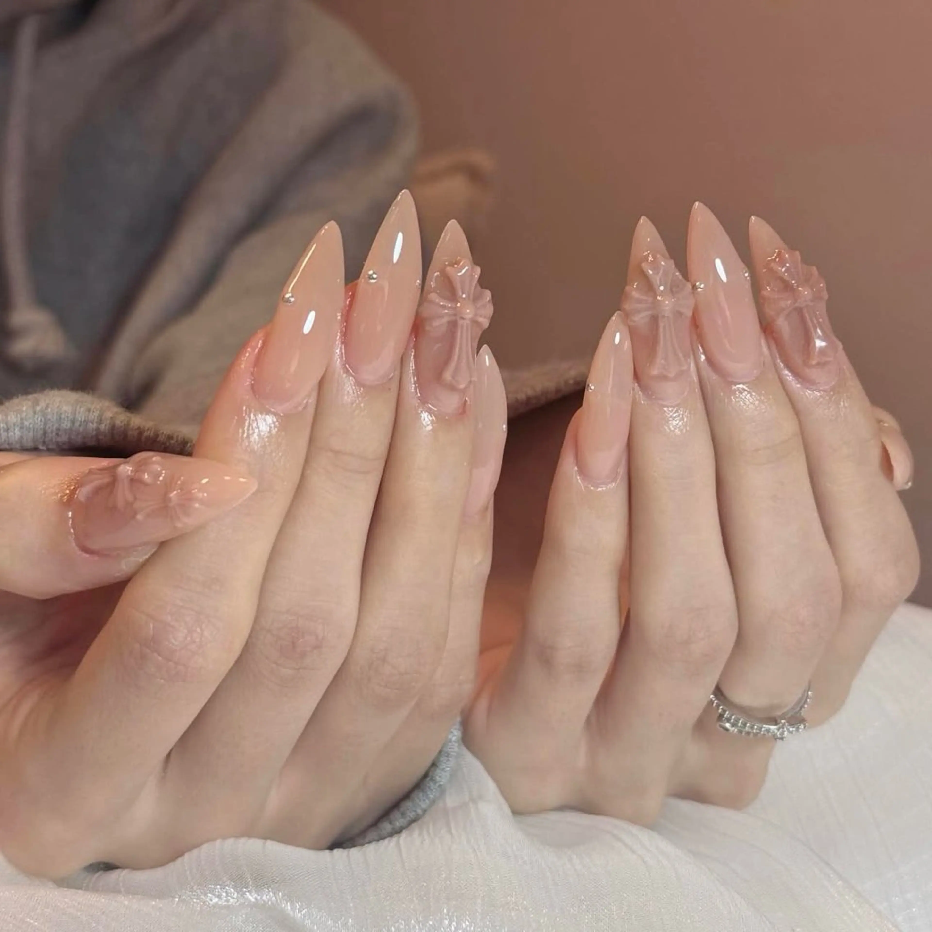 ネイル ハンドネイル Lady Nails 1993所属・タナカ フォンのネイルデザイン