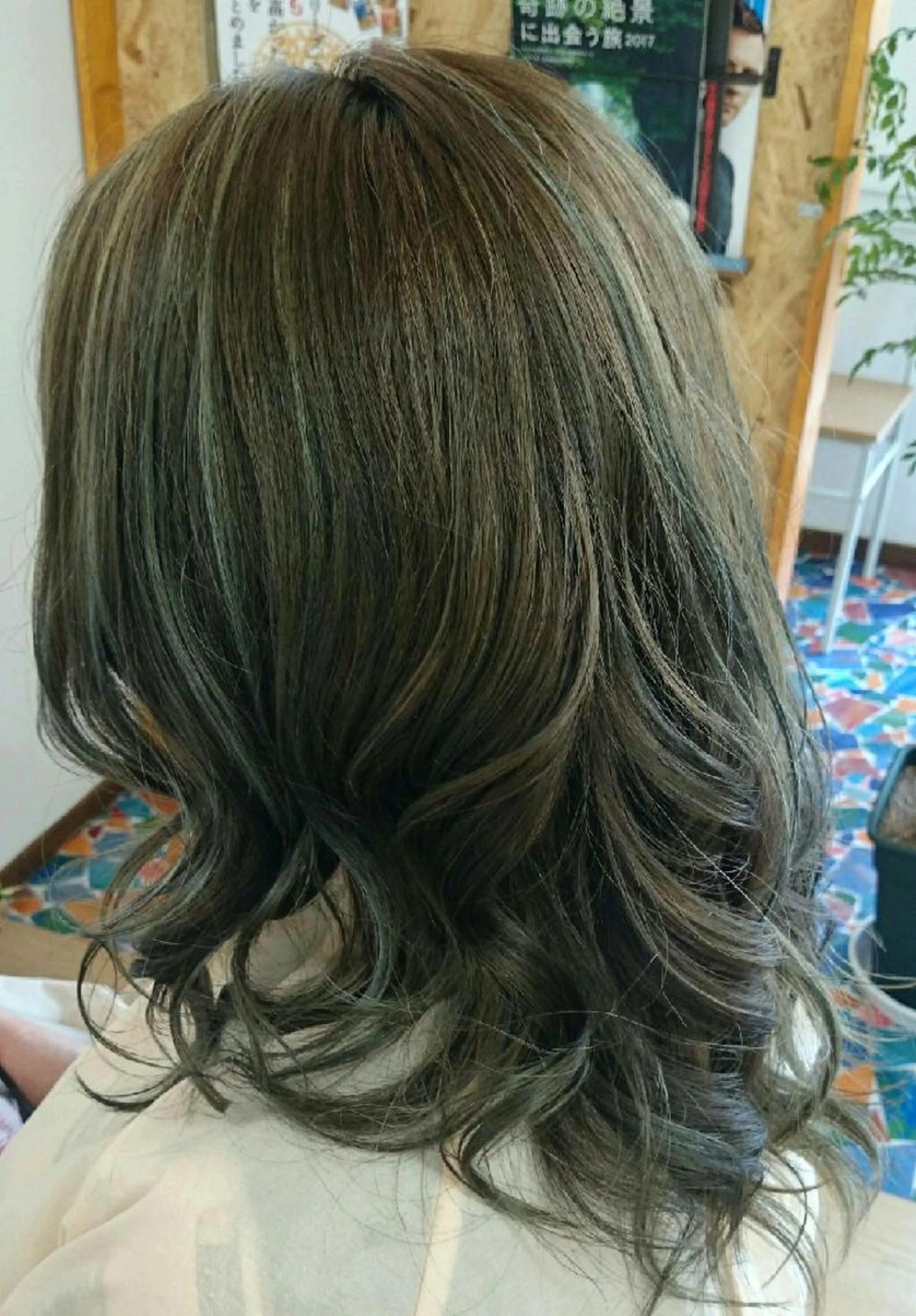 【当日限定】ヘアカラー・カット+お試し炭酸ヘッドスパorトリートメントの写真