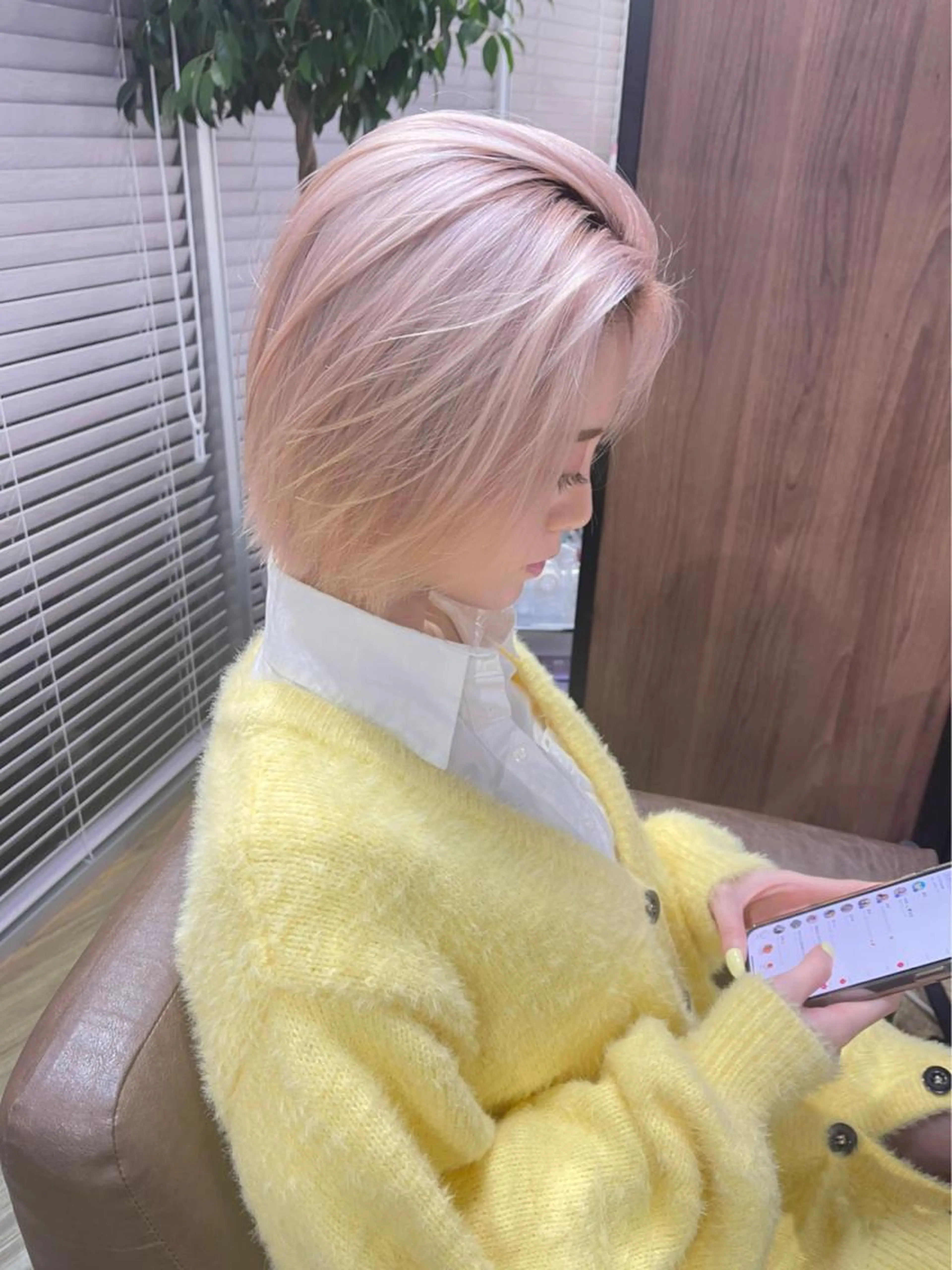 ✨リピーター様限定✨カット＋ハイブリーチ＋カラー艶髪トリートメント 二回のブリーチで理想のハイトーンを☺️の写真