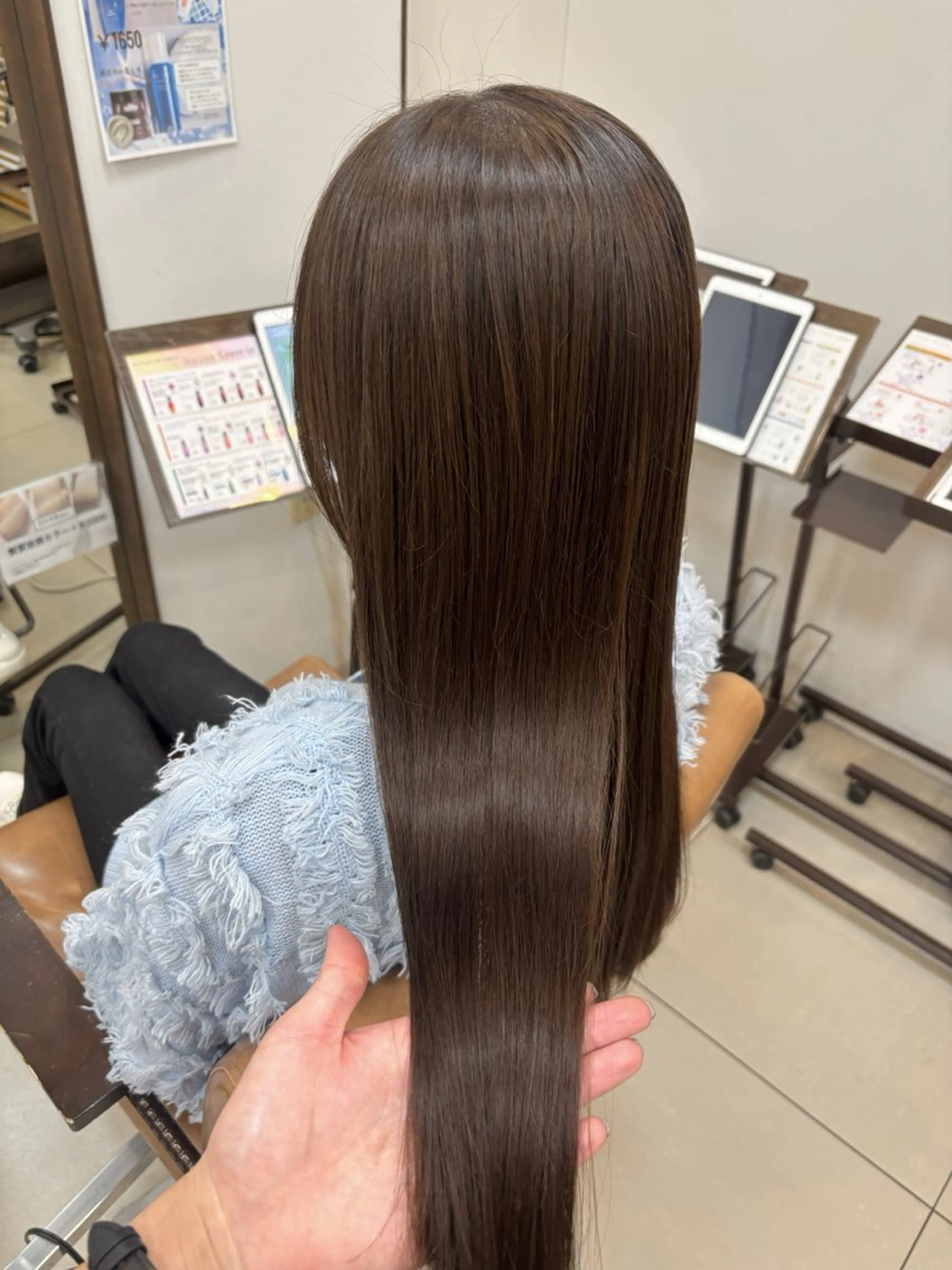 セミロング カラー アッシュ ベージュカラー 髪質改善 トリートメント カット ヘアカラー 頭皮×髪質改善 透明感カラー💎中村のヘアスタイル
