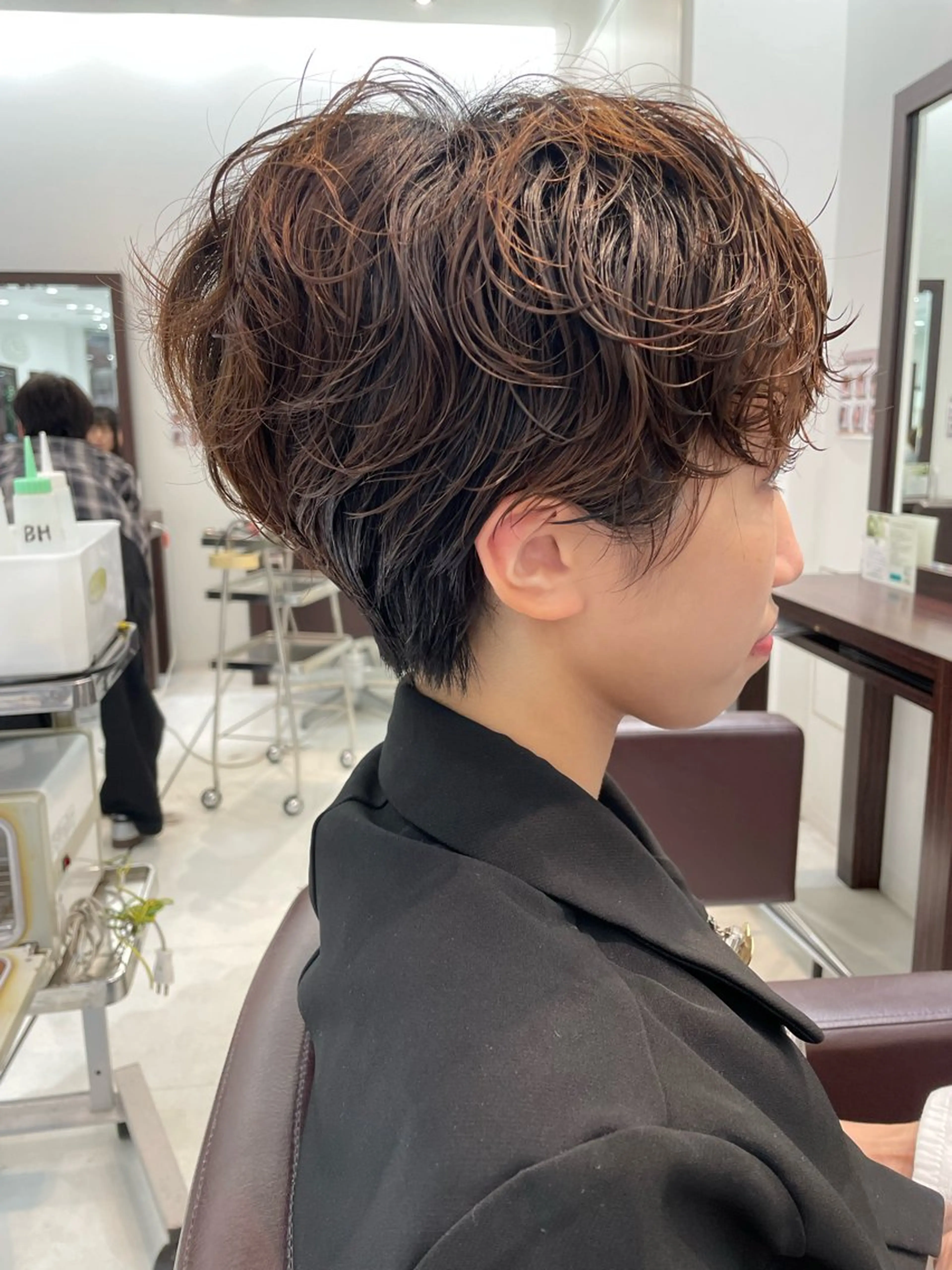 ショート カラー パーマ ショートヘア TAYA千葉そごう店所属・【千葉駅南口歩1分】 MAKAのヘアスタイル