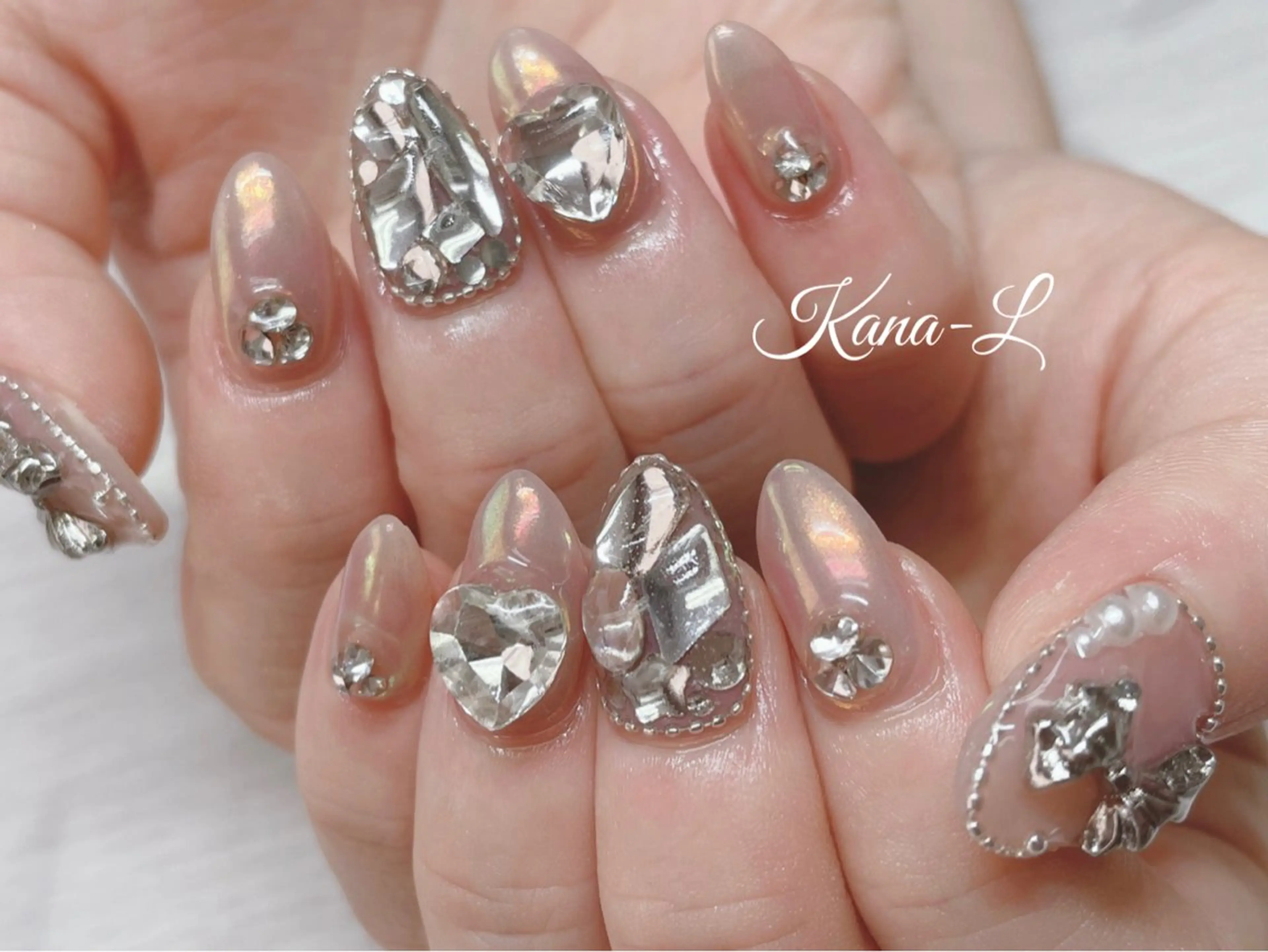 ネイル オーロラネイル ジェルネイル 韓国ネイル パラジェル ワンホンネイル 芦辺 香奈のネイルデザイン