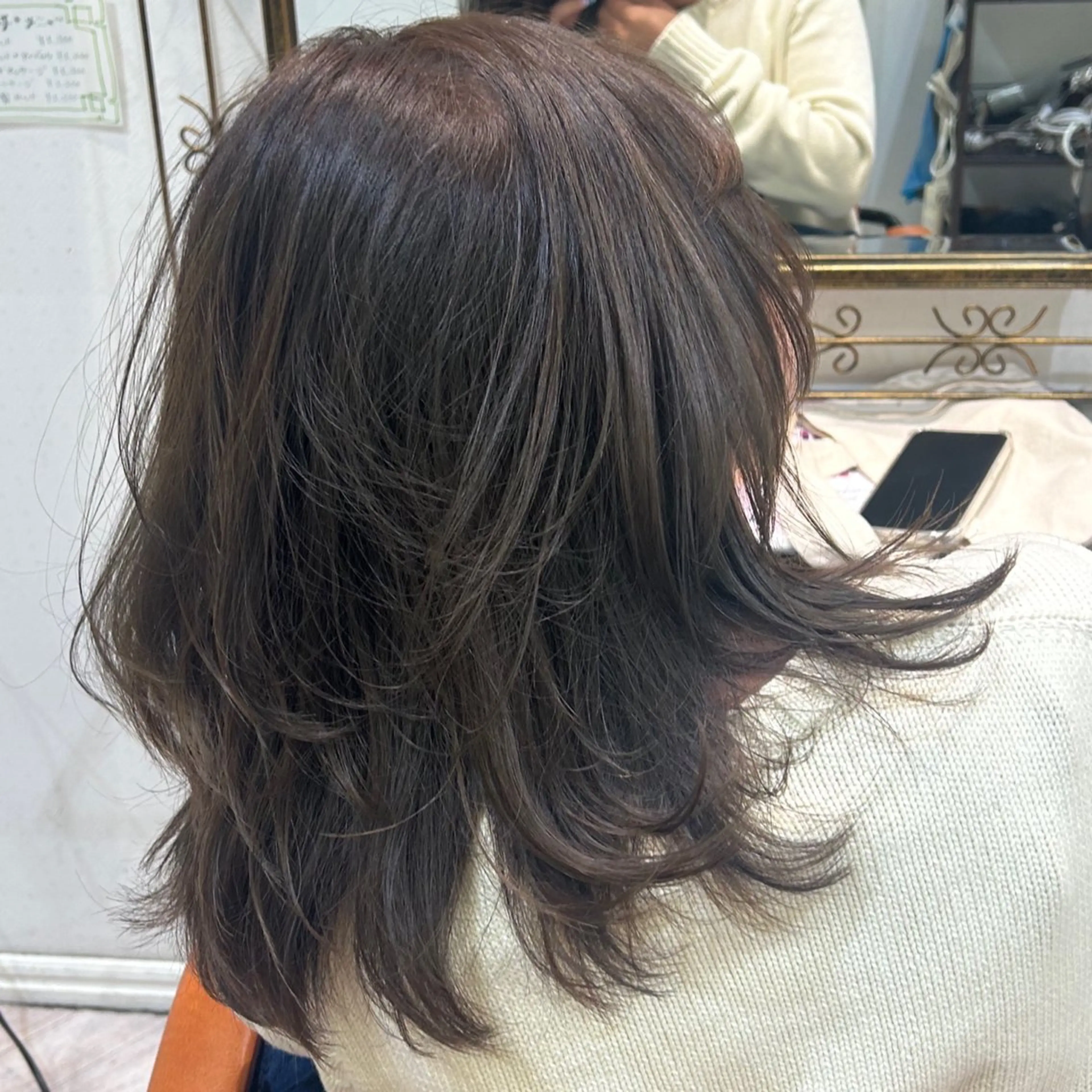 セミロング カラー ヘアアレンジ オリーブカラー レイヤーカット トリートメント ヘアカラー トリートメント 🍓女性専用サロン/ こころ🍓のヘアスタイル