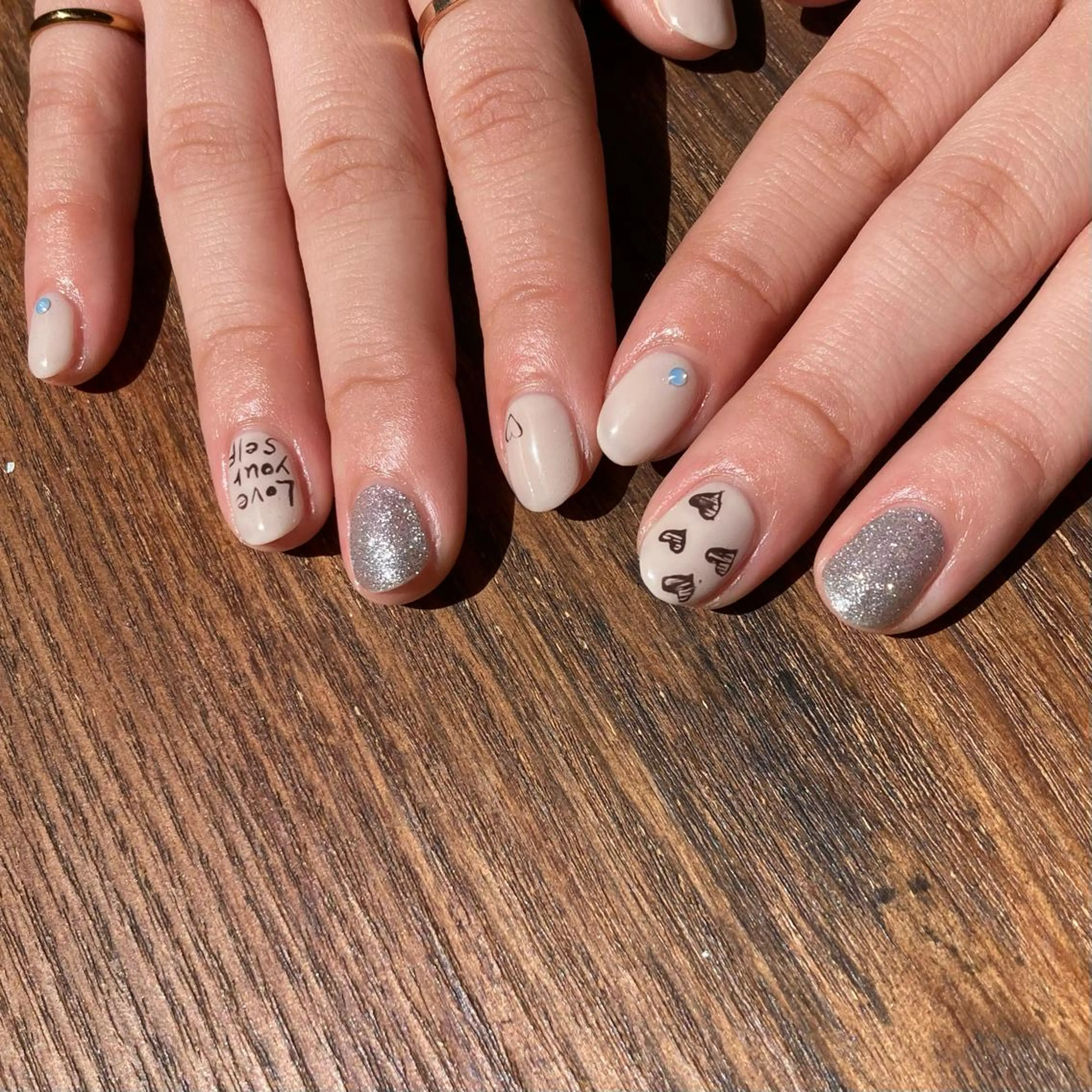 ネイル ハンドネイル shio ♡ 1〜2月予約受付中のネイルデザイン