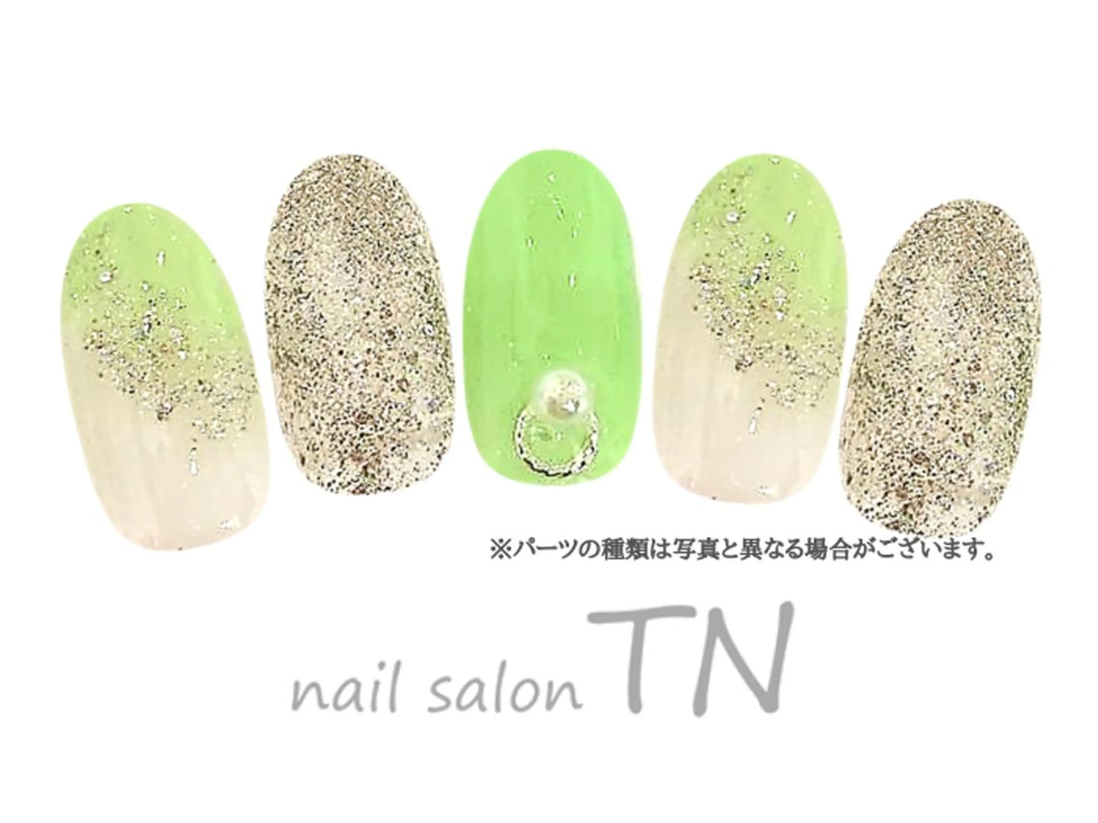 ミディアム ハンドネイル 矢川 まどかのネイルデザイン