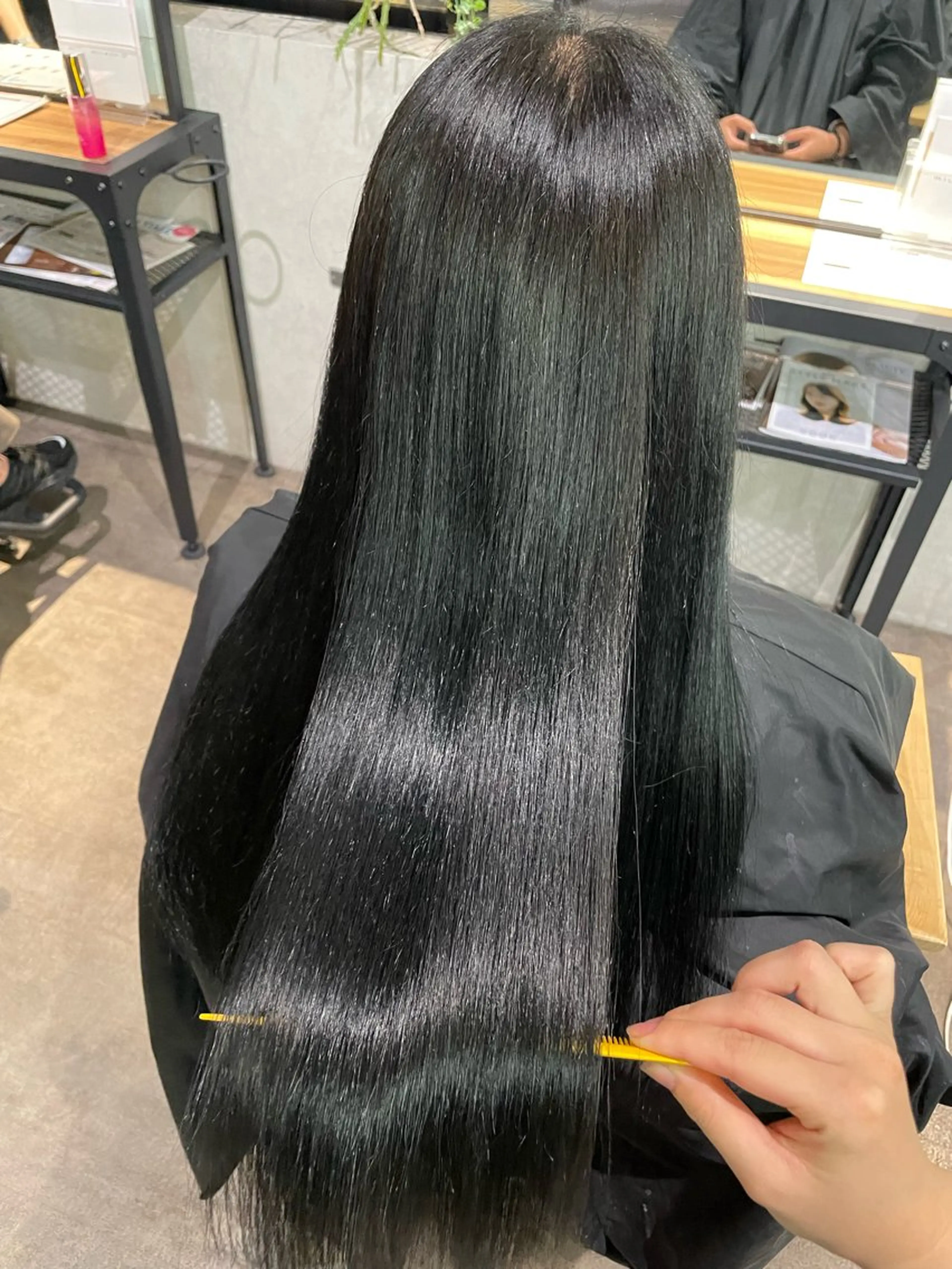 ロング 酸性ストレート 縮毛矯正 ナチュラル透明感🌱 小山美樹子のヘアスタイル