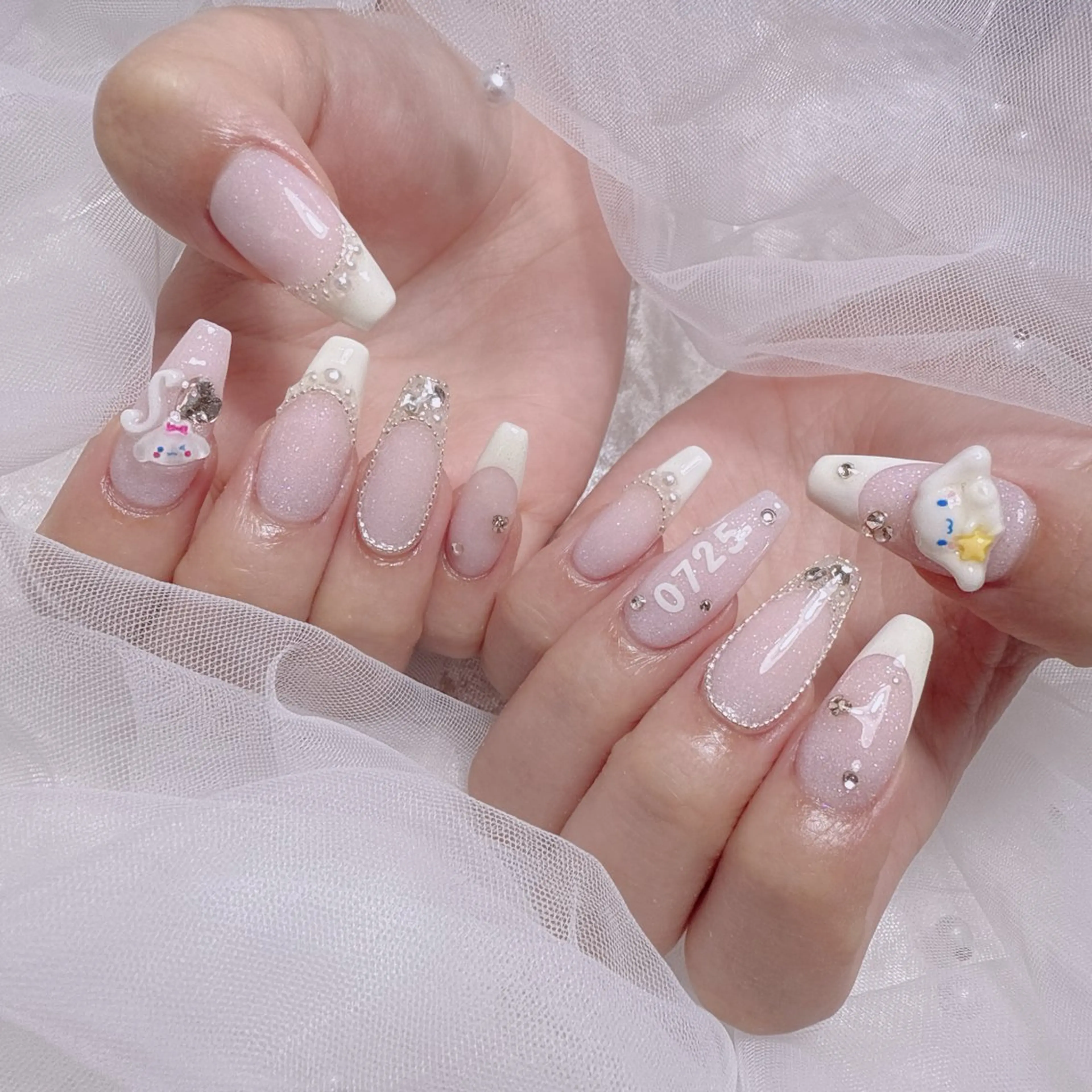 ネイル ハンドネイル ネイルサロン Cherie muのネイルデザイン