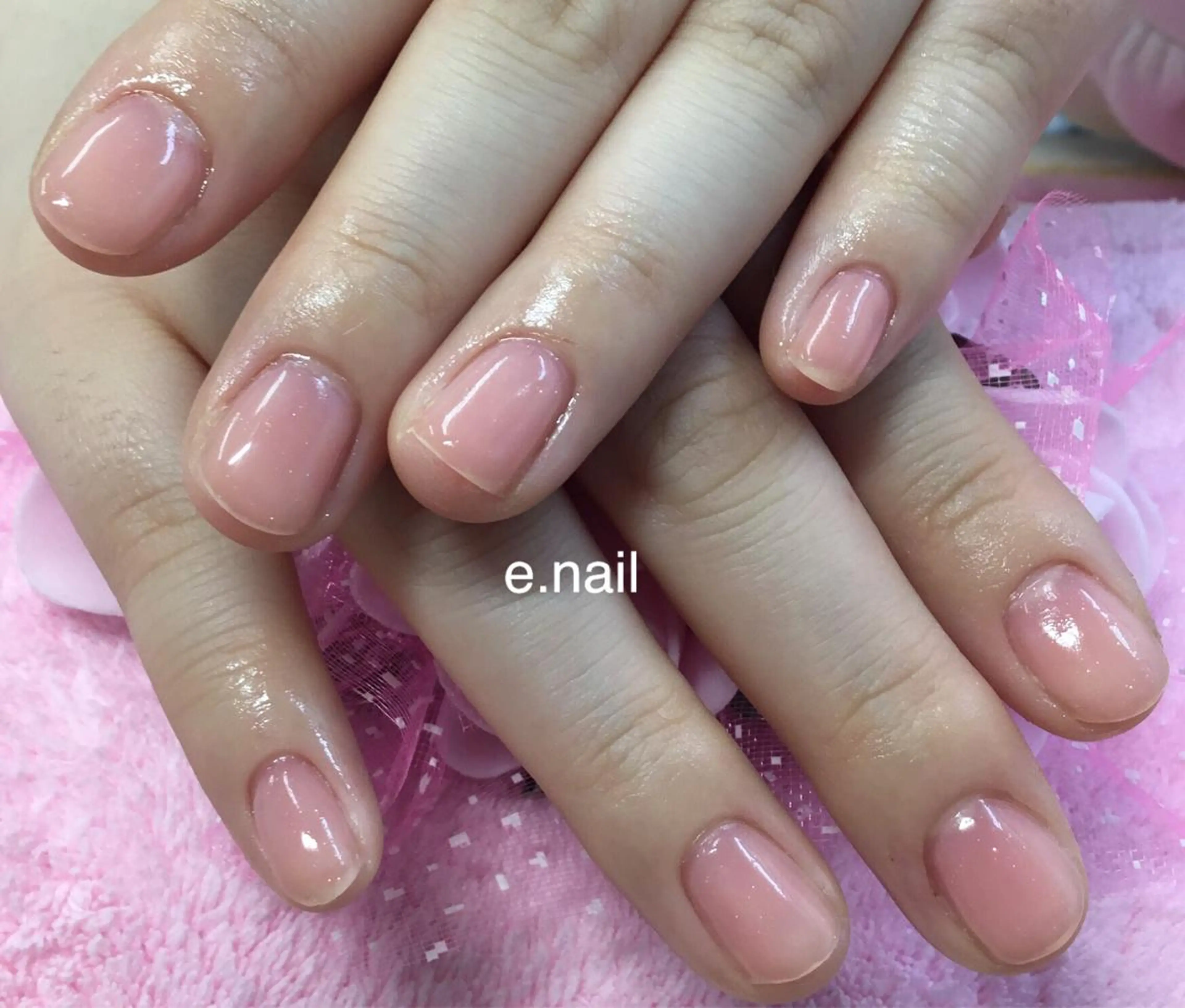 ネイル e.nail所属・和賀井 恵理のネイルデザイン