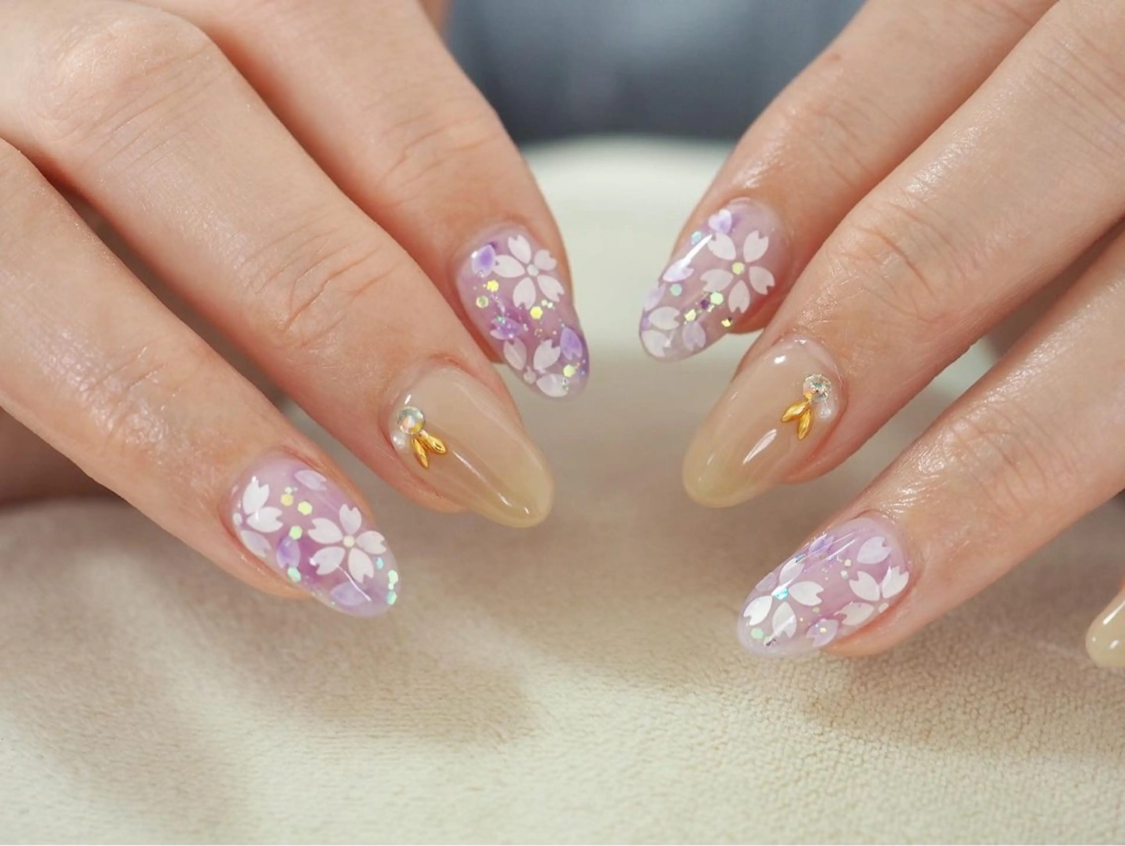 ネイル ハンドネイル AKIHCOT NAILSのネイルデザイン