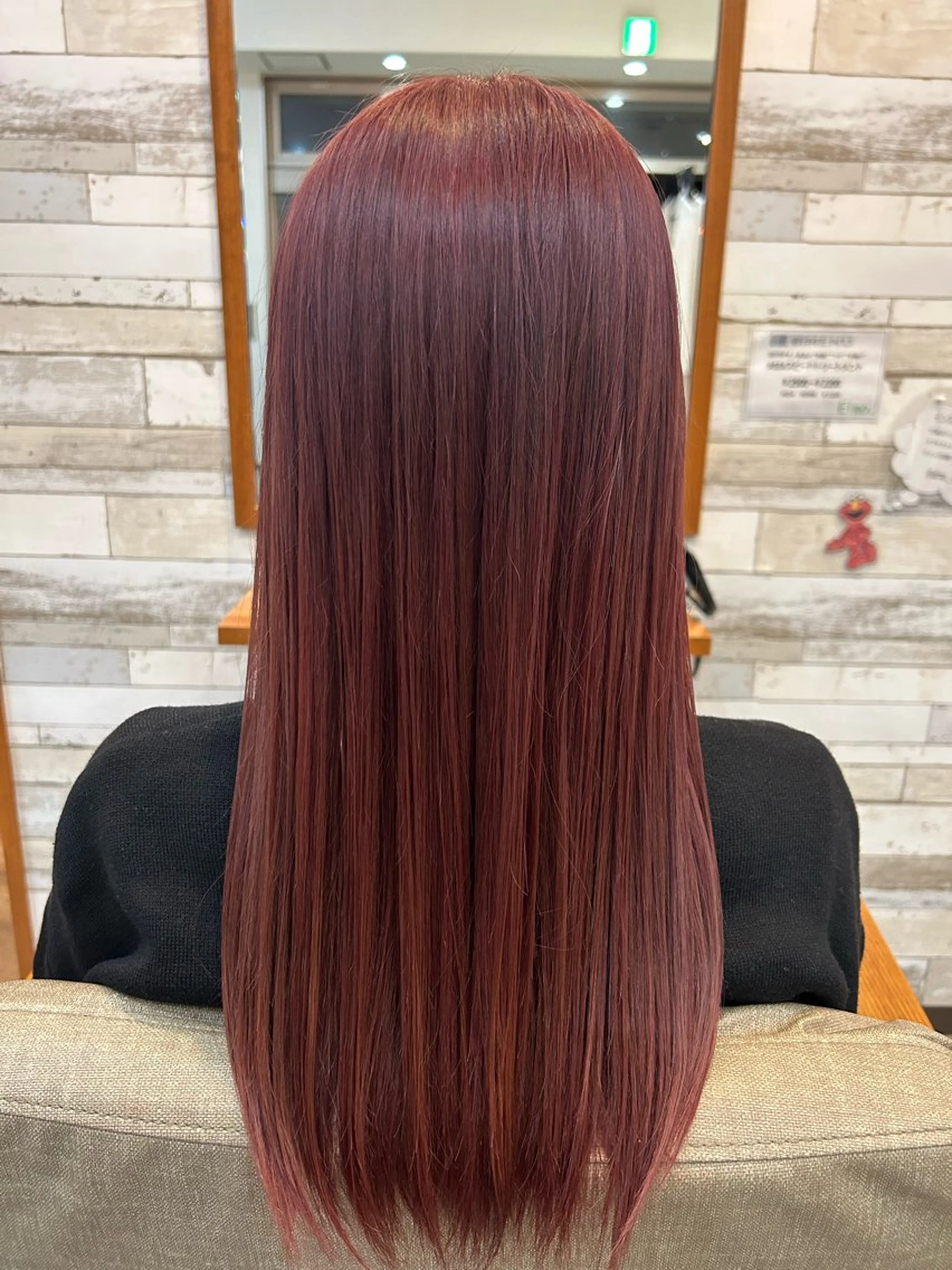 ブリーチとオンカラーのダブルカラー　肩まで3500円の写真