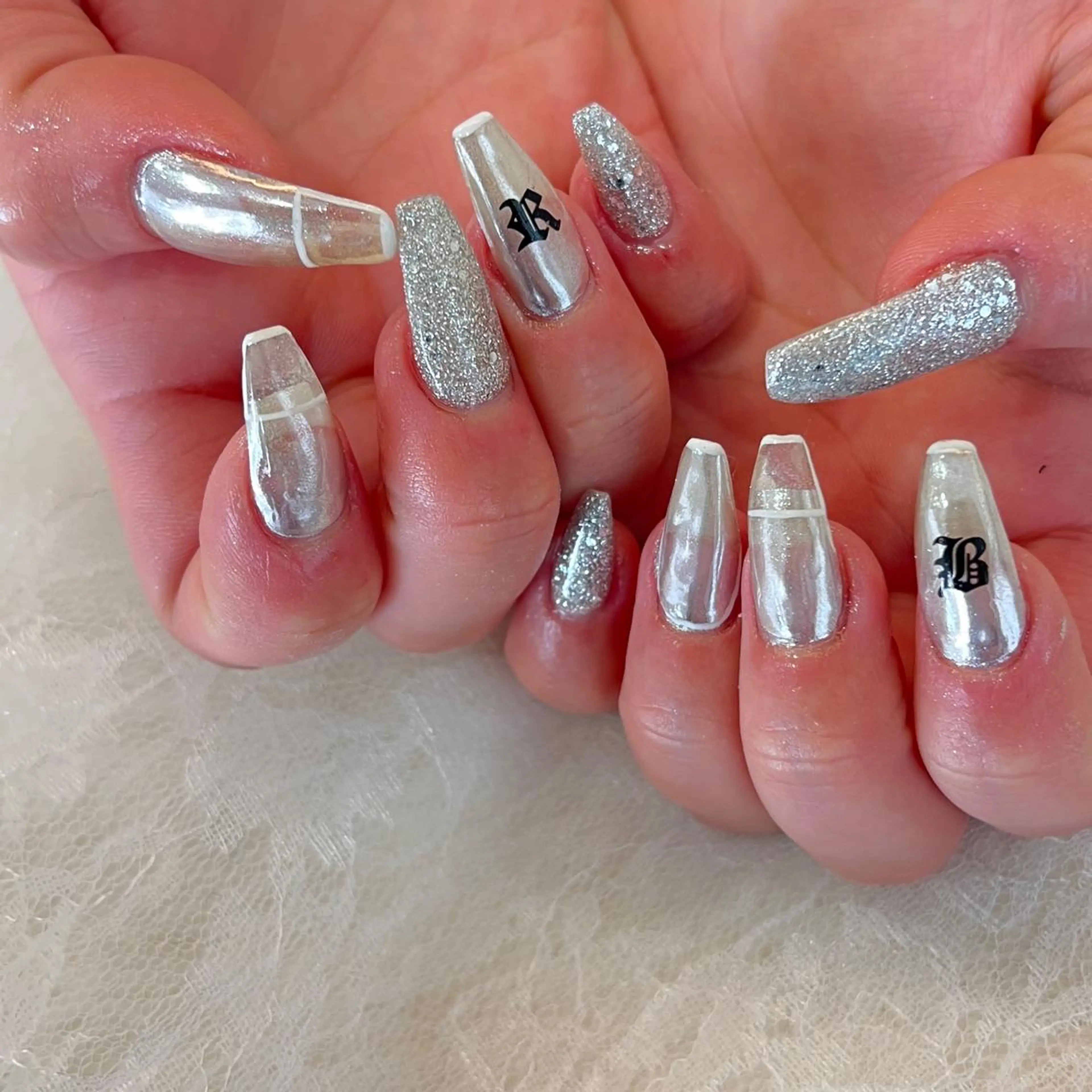 ネイル ハンドネイル 河野 弥月のネイルデザイン