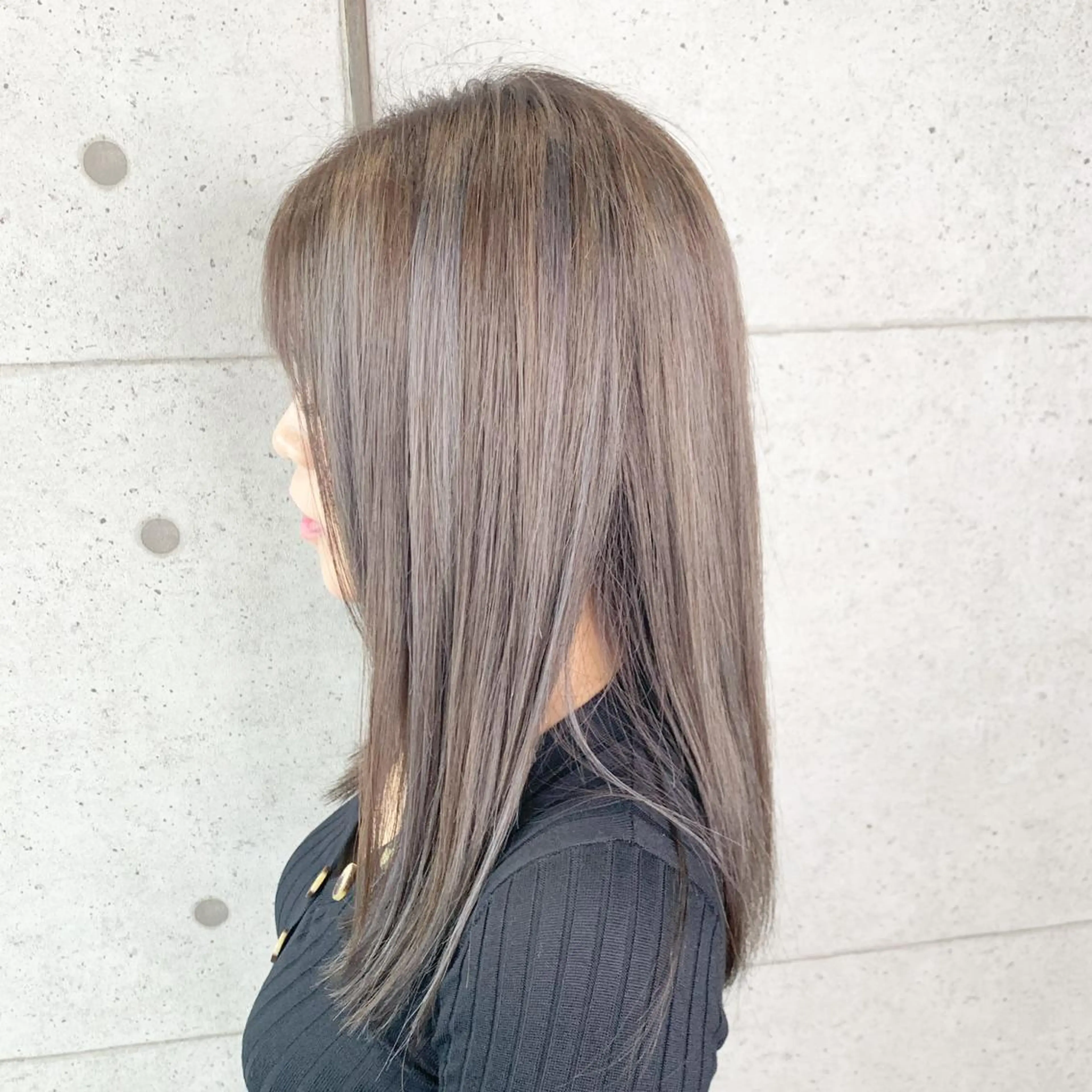 セミロング カラー 透明感カラー イルミナカラー 福森 みずきのヘアスタイル