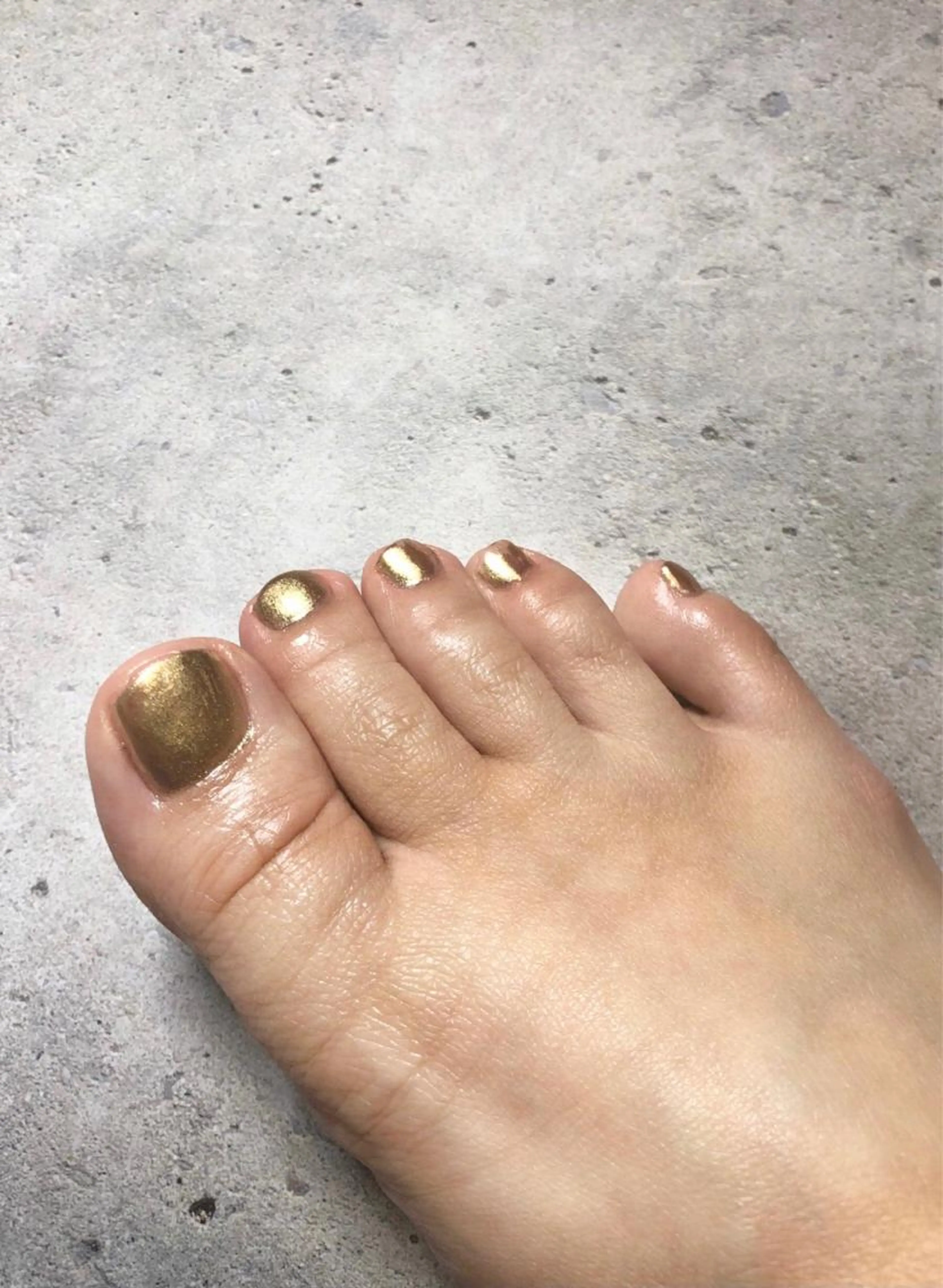 【フットポリッシュネイル ワンカラー】お好きなカラー1色お選びいただけます💅*他店オフ+¥1000自店オフ+¥500の写真