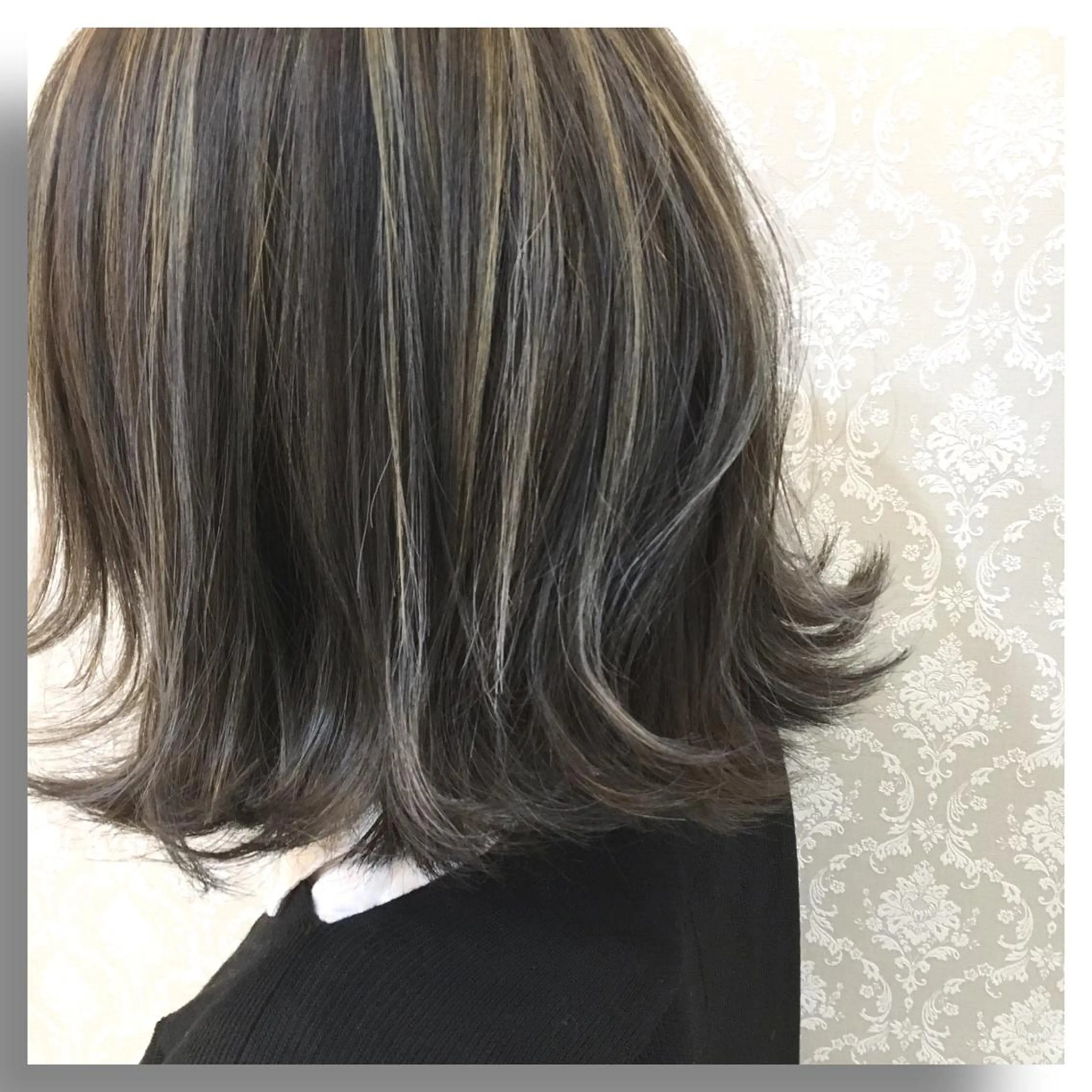 カラー ハイライトカラー ササキ トモシのヘアスタイル