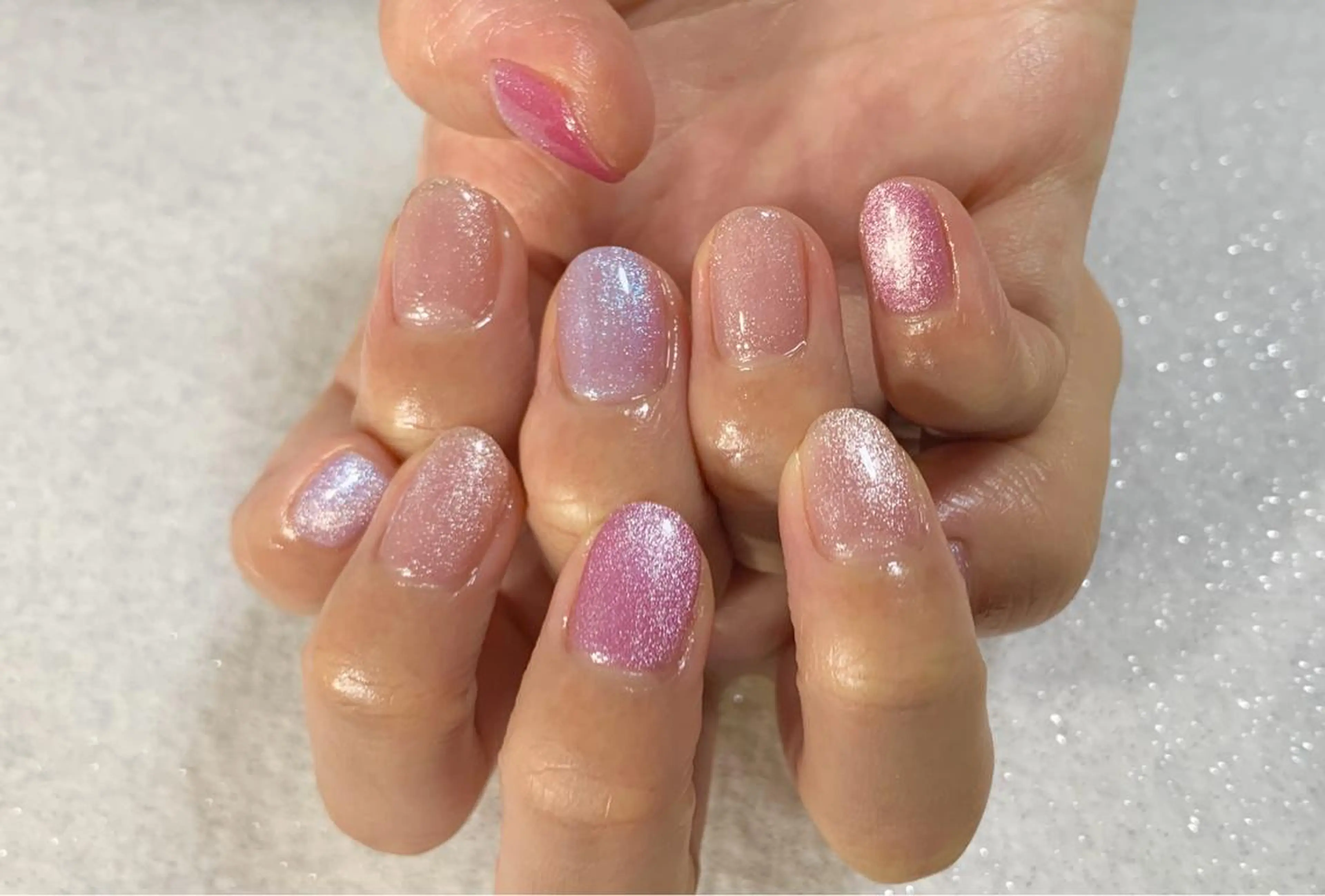 ネイル マグネットネイル 手塚 里奈のネイルデザイン