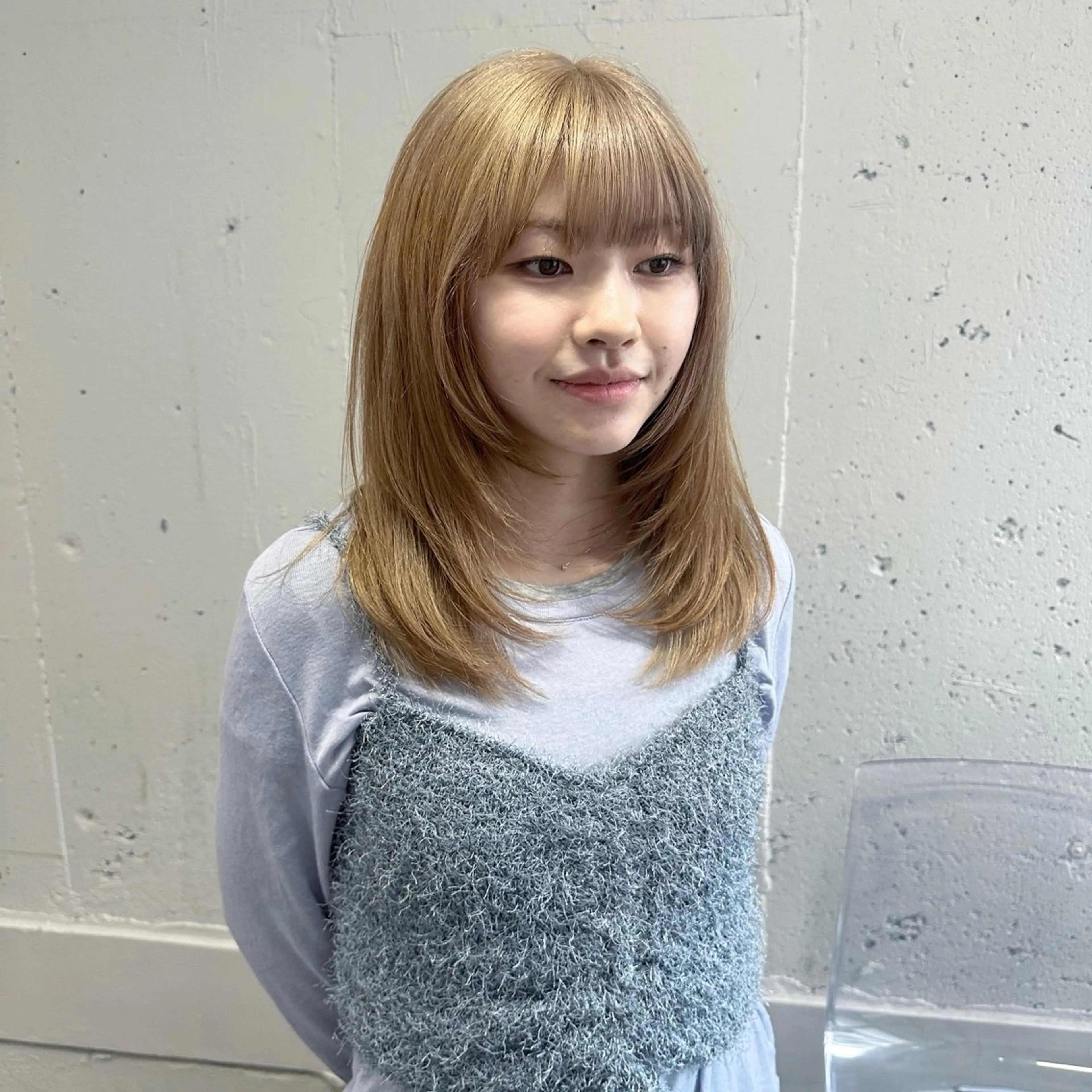 セミロング saya🎀似合わせ レイヤーカットのヘアスタイル