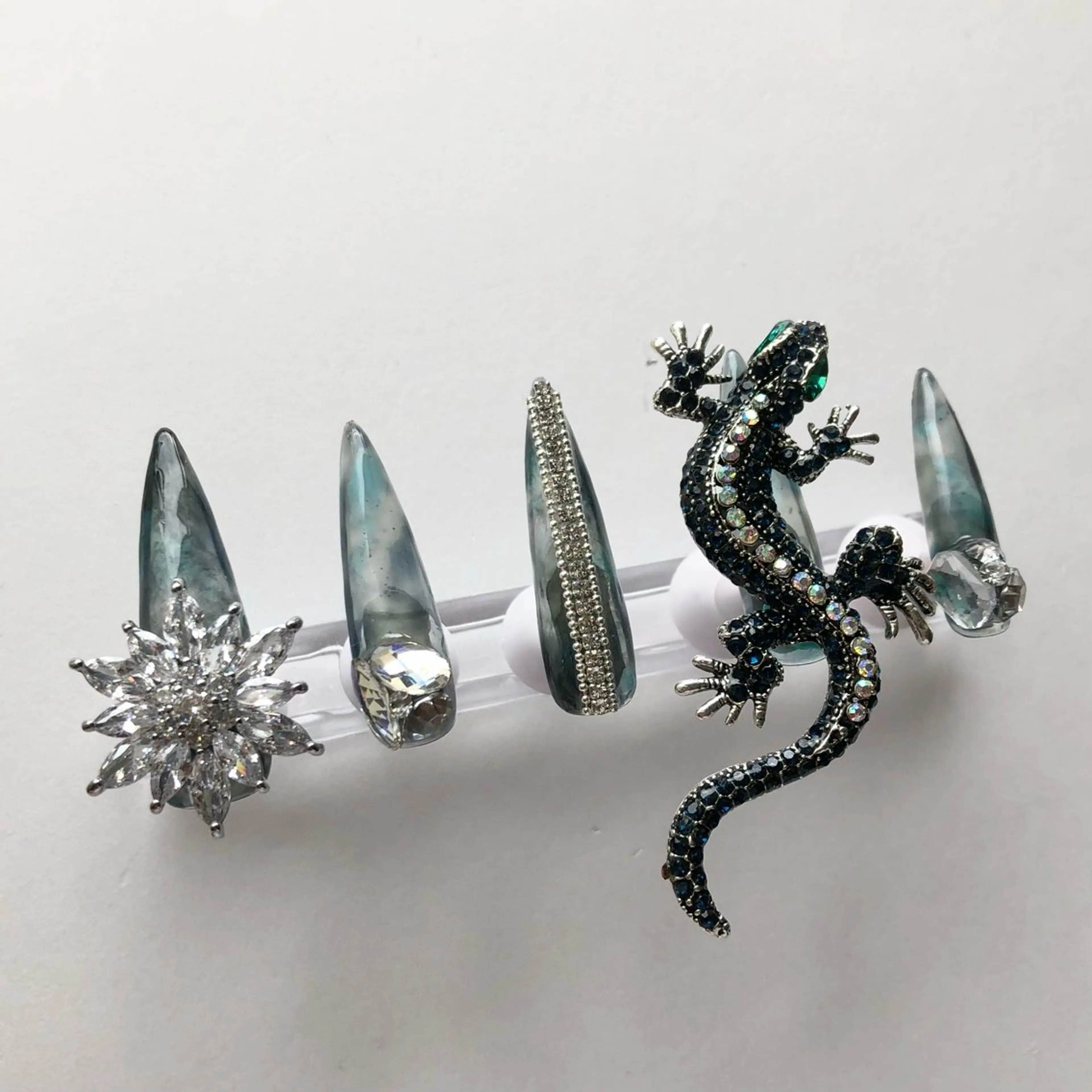 ネイル ハンドネイル NAILSALON SOMI所属・町田 NAIL SALON SOMIのネイルデザイン