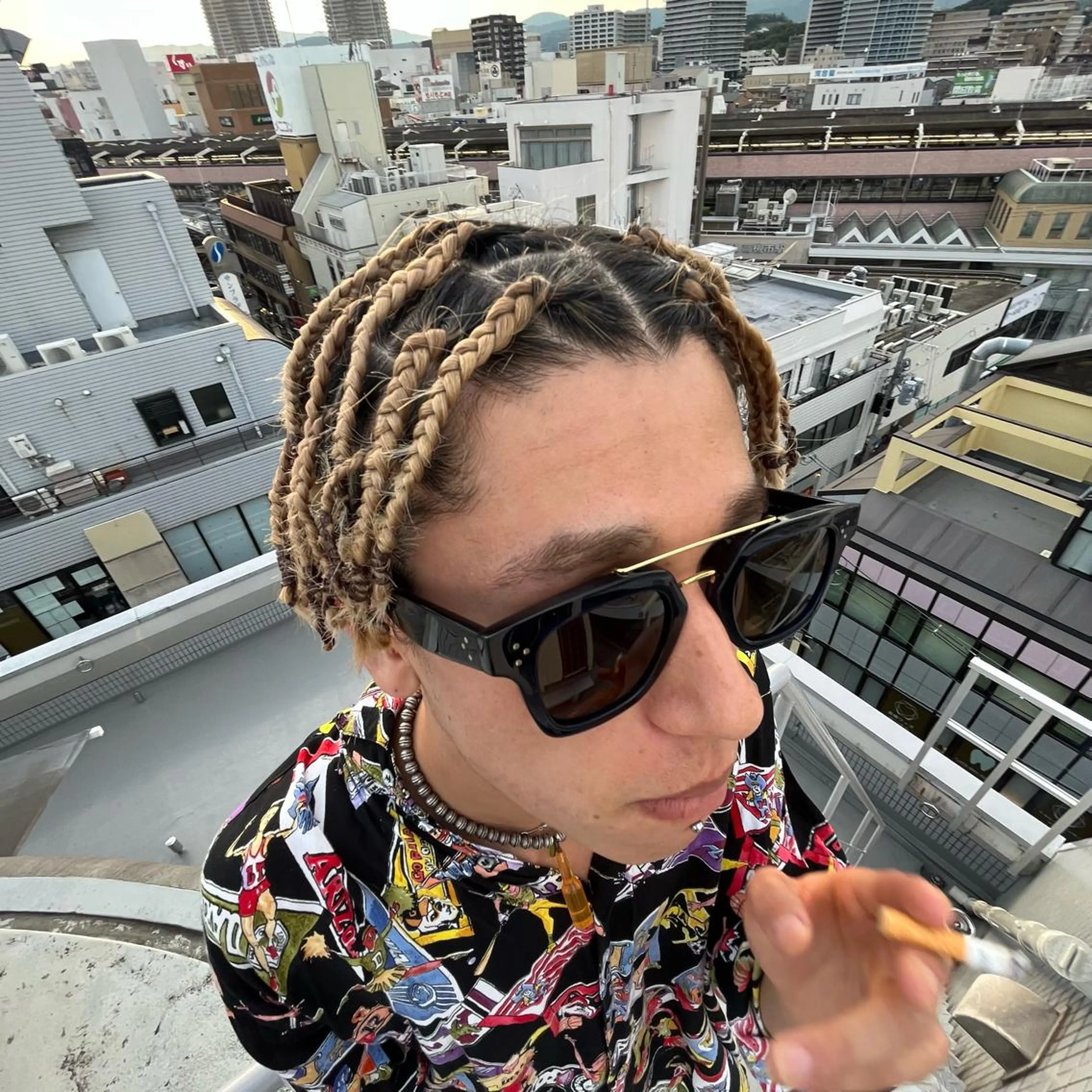 ミディアム TIDEHAIR JUNYAのヘアスタイル