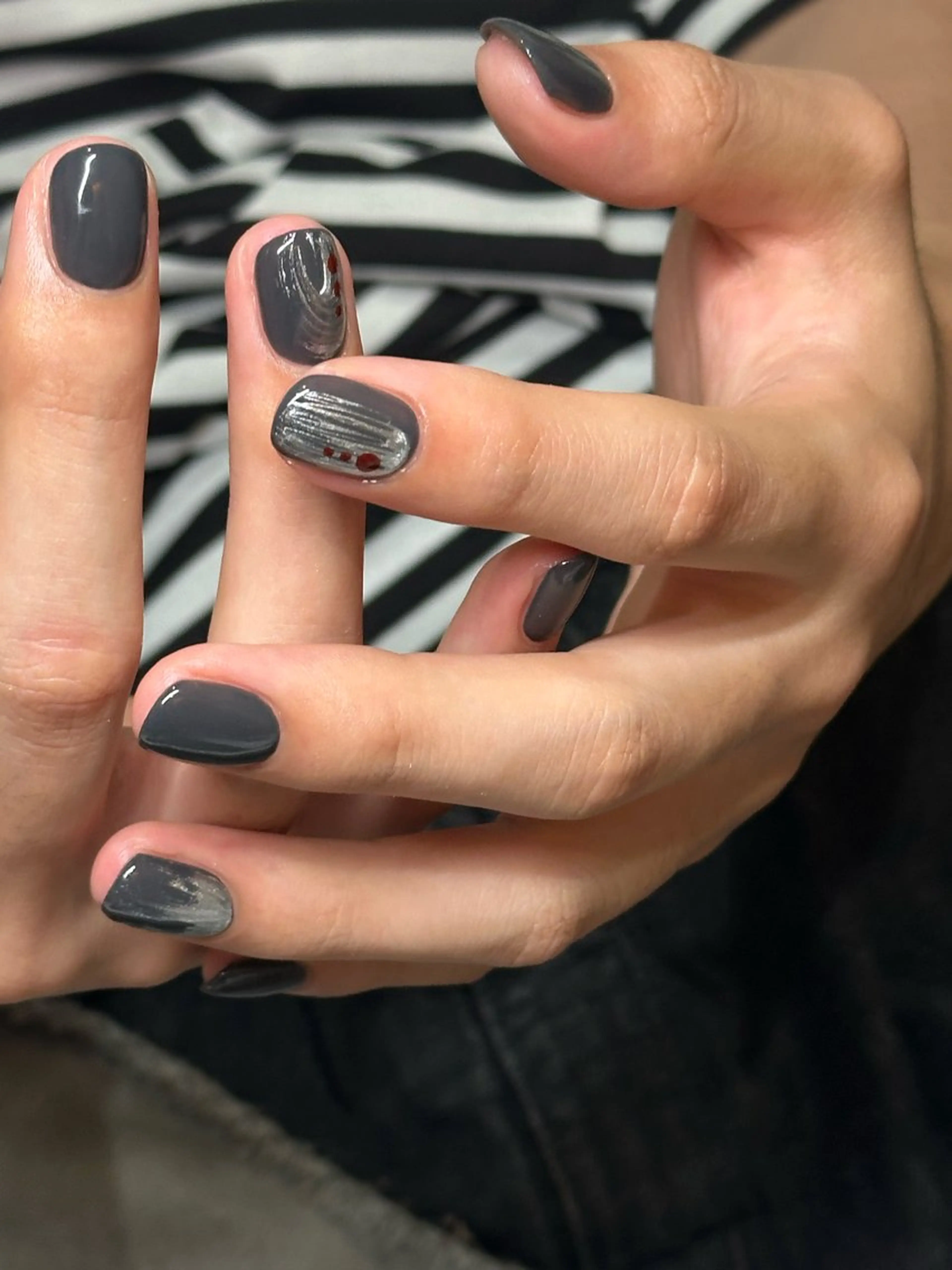 ネイル メンズネイル m o m o / 高岡ネイルのネイルデザイン