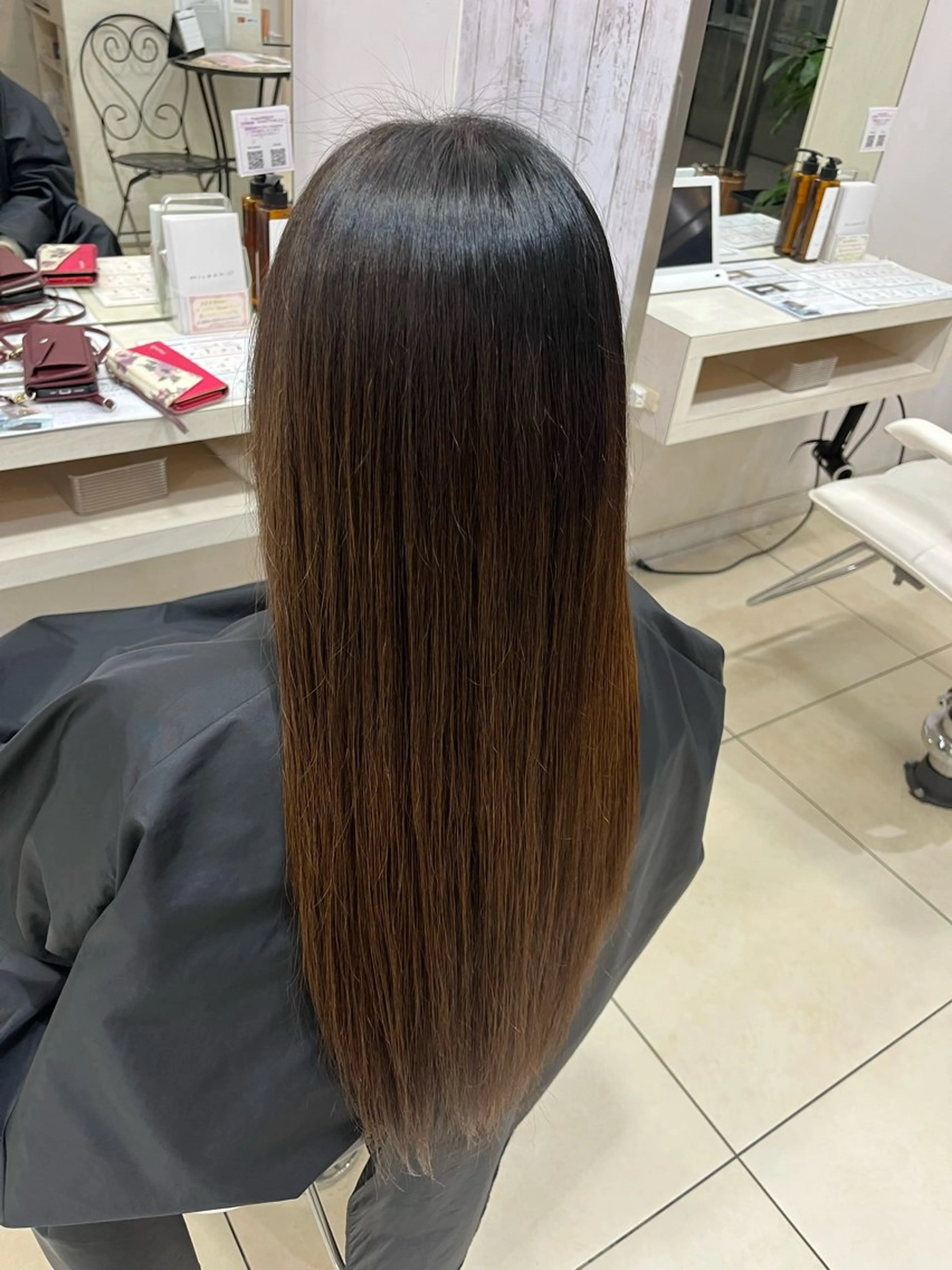 セミロング カット ヘアカラー トリートメント 【髪質改善カラー】 あむ·. ⟡ 🖤のヘアスタイル