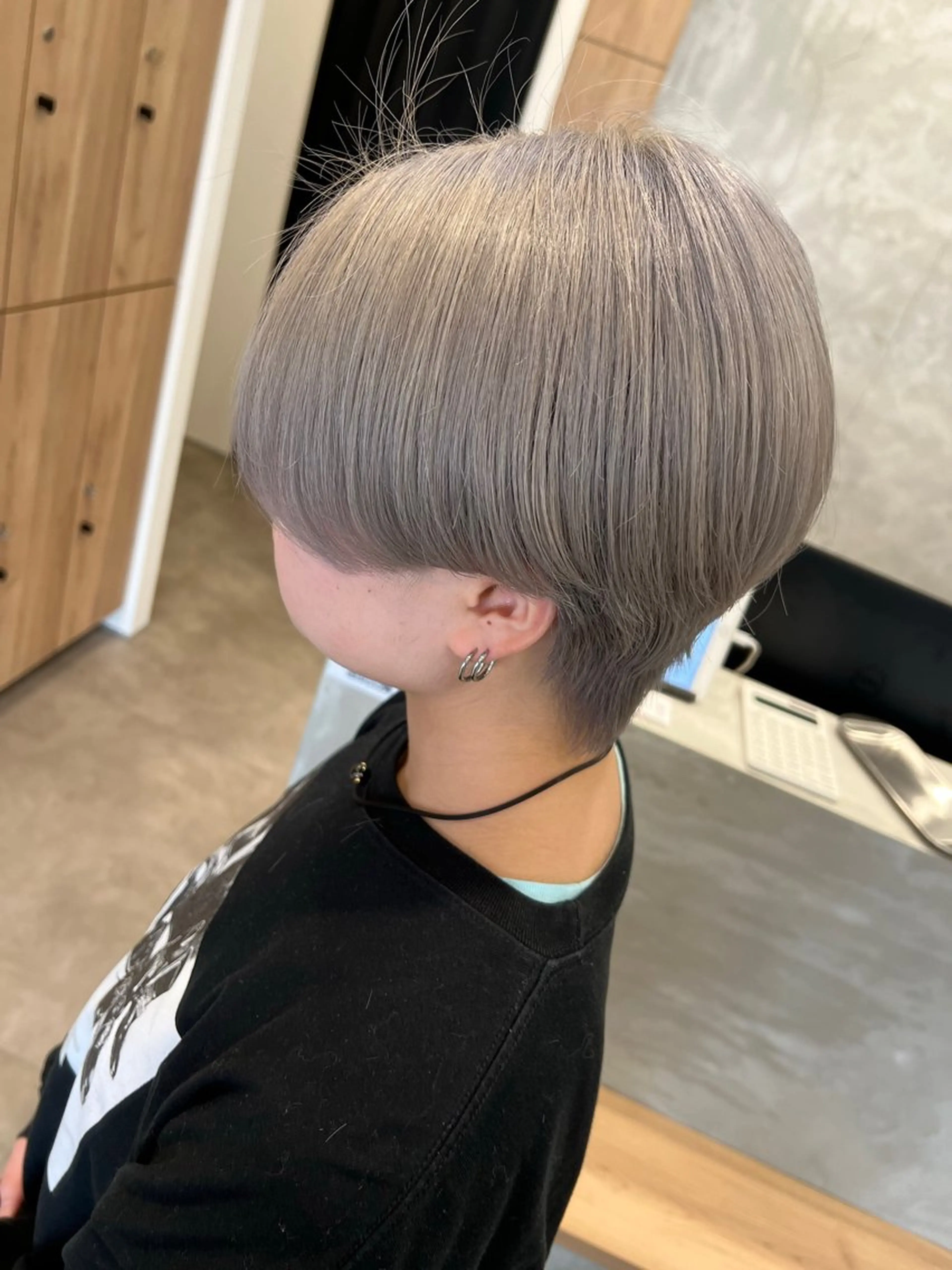 ショート カラー ベージュカラー ホワイトベージュ カット ヘアカラー ブランシェ小幡駅前店 森樹のヘアスタイル