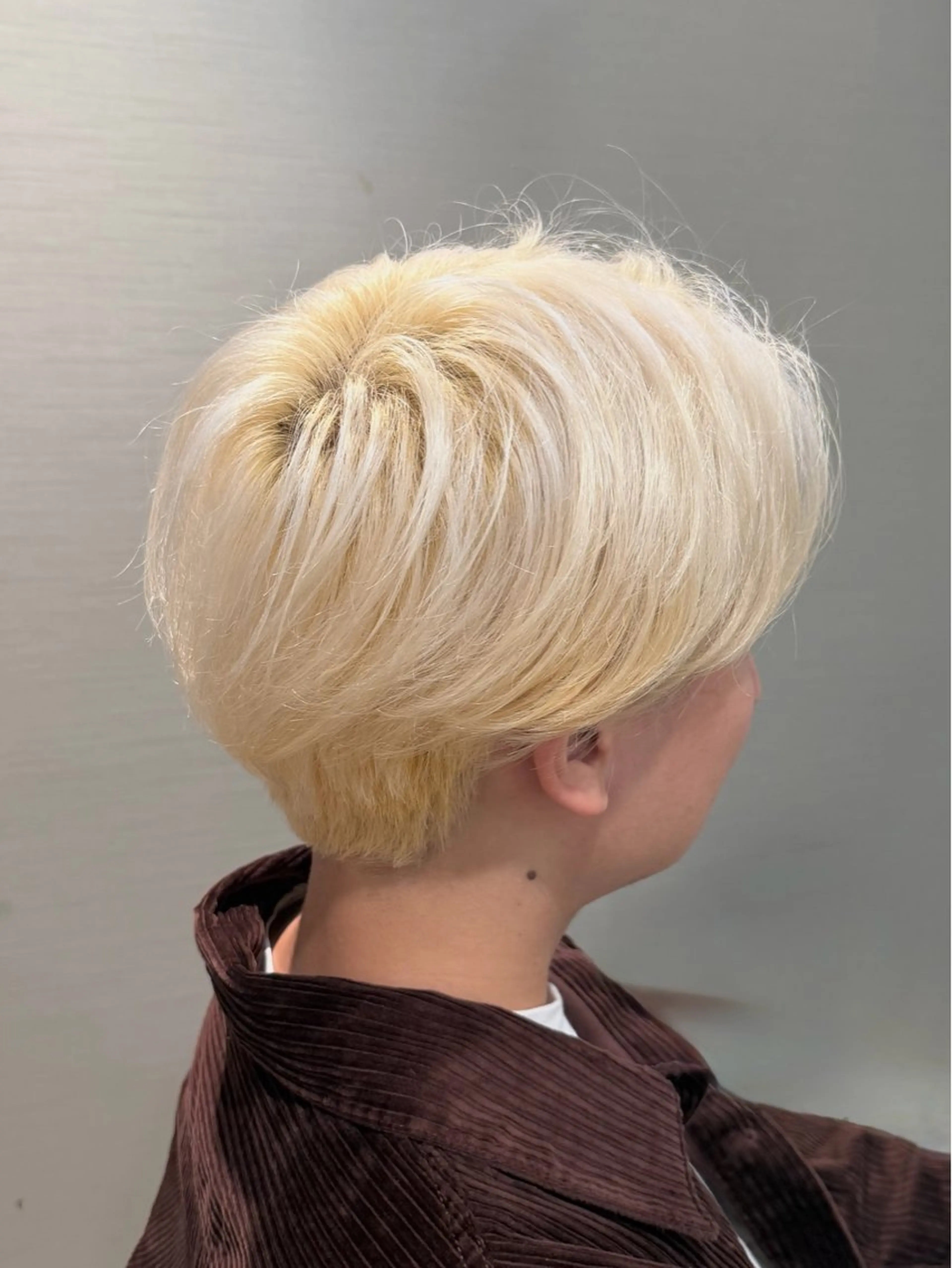 カラー メンズ メンズブリーチ ブリーチ ヘアカラー トリートメント Lily所属・🎀ひがしはるな/ 艶髪/暖色カラー🎀のヘアスタイル