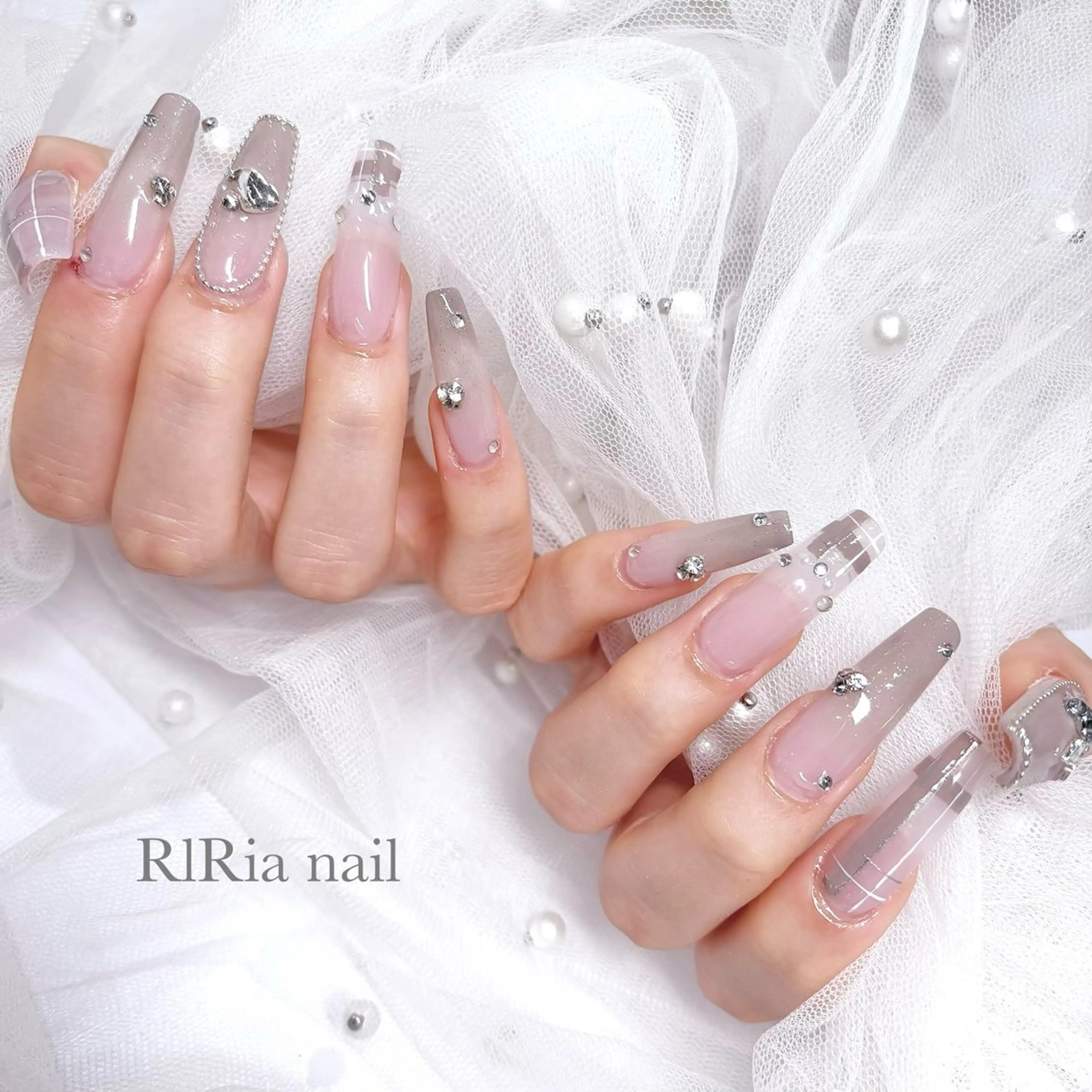 ネイル シンプルネイル ハンドネイル 🎀『 RlRia nail 』🎀所属・RlRia .のネイルデザイン