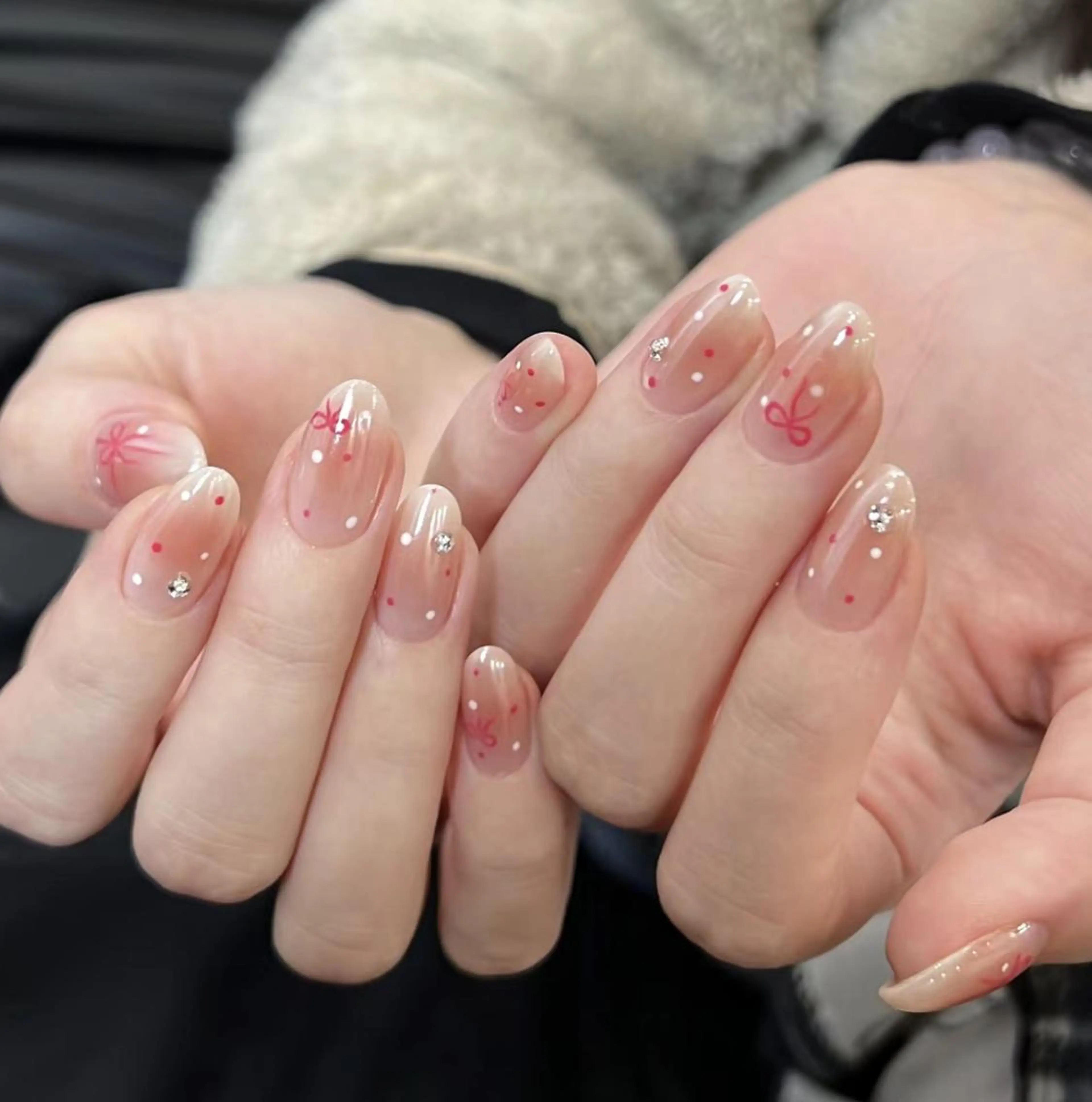 ネイル ハンドネイル エ リのネイルデザイン