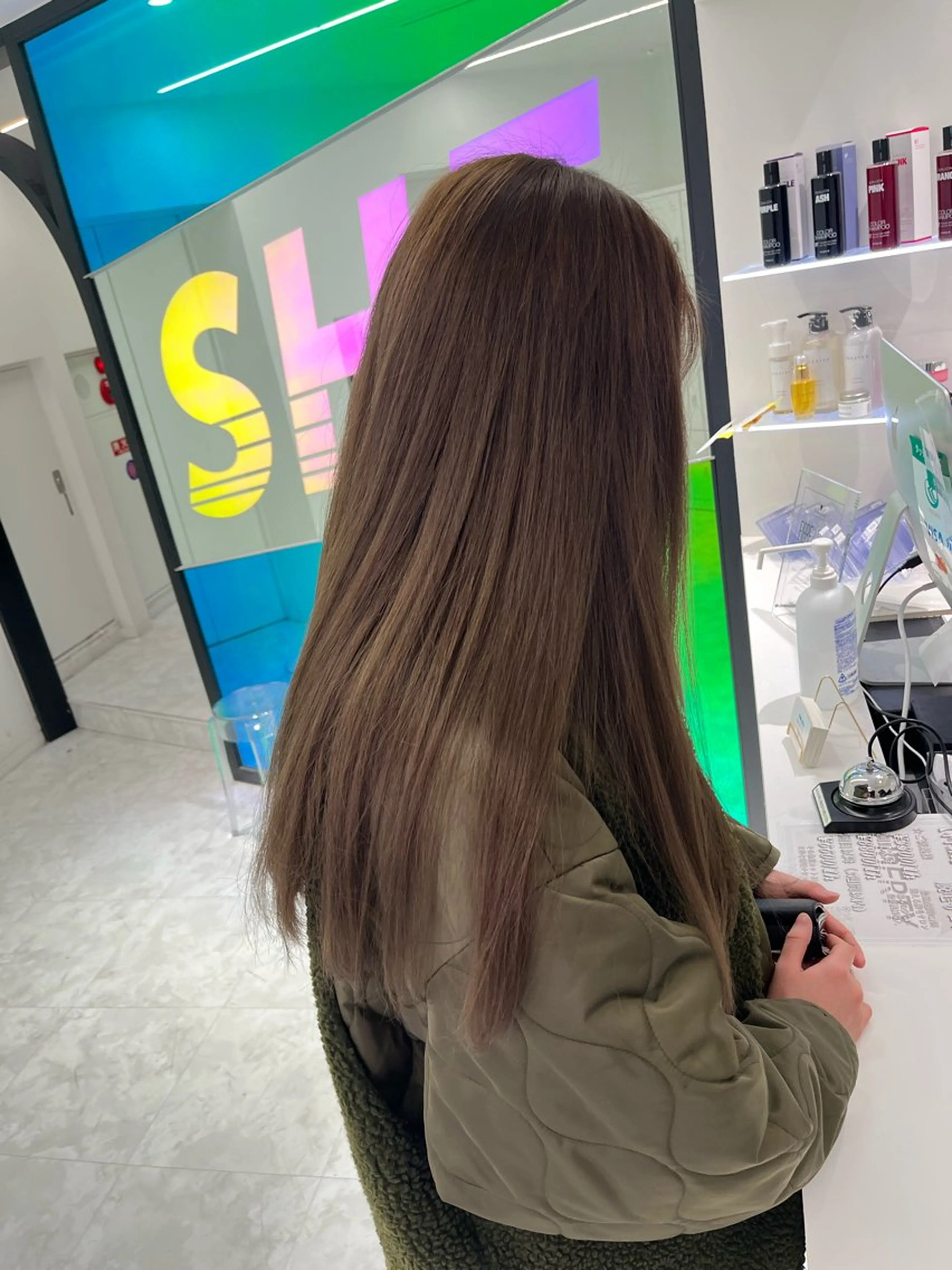 カラー ヘアカラー トリートメント ブリーチなし透明感 💗RYOTAのヘアスタイル