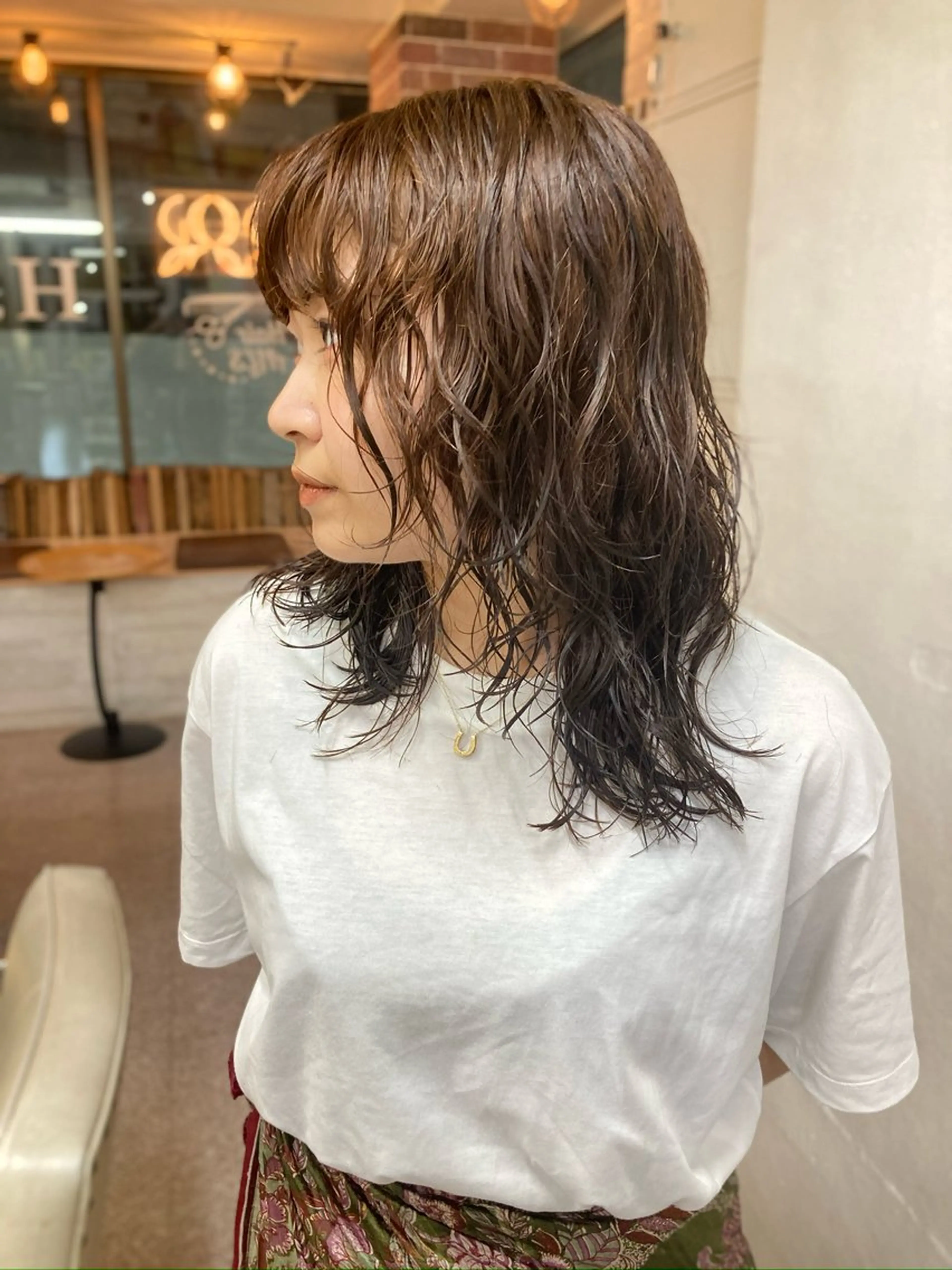 セミロング パーマ ウルフレイヤー エクステ/kokiのヘアスタイル