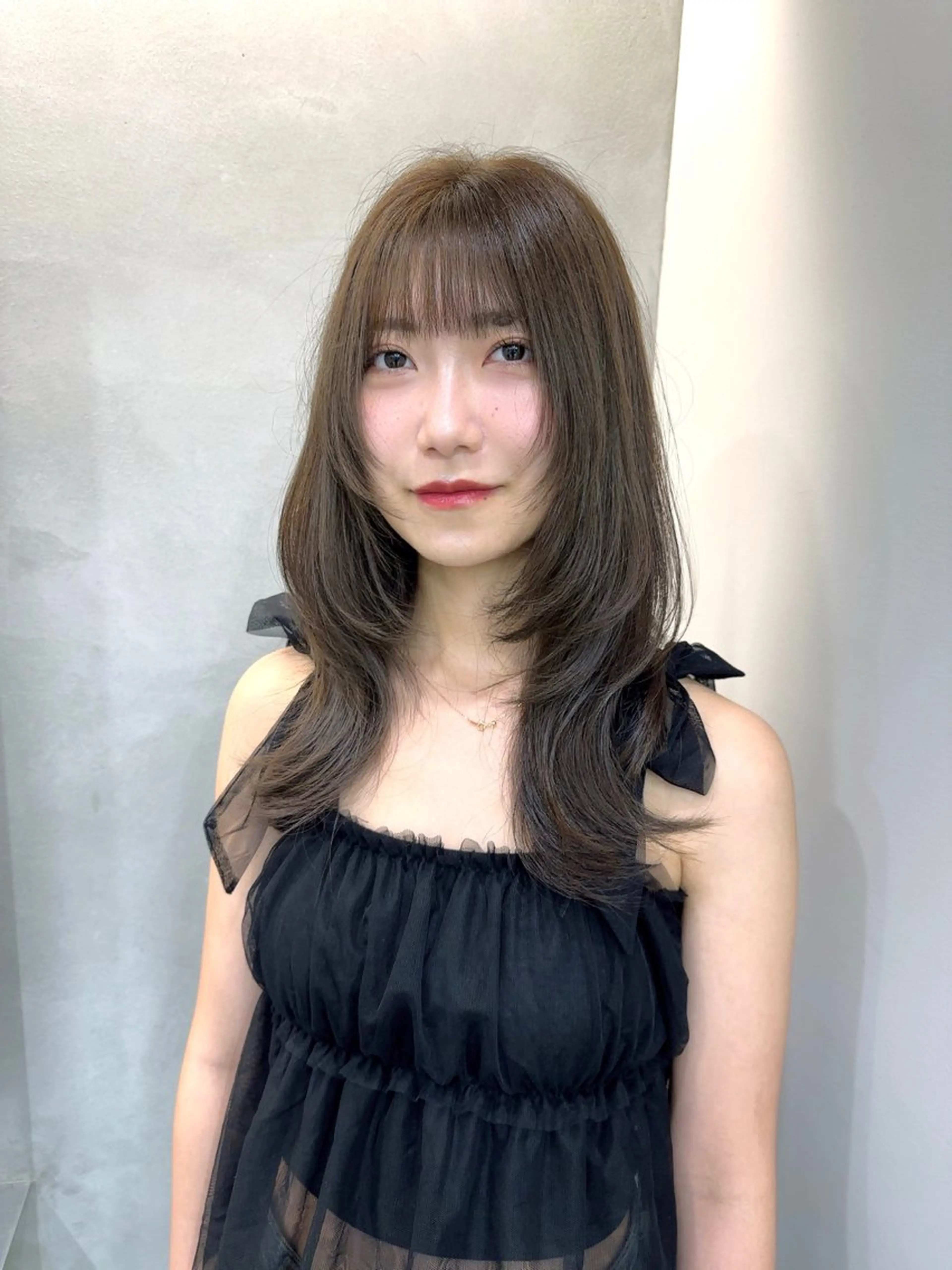 ロング カラー ベージュカラー オリーブベージュ オレンジ レイヤーカット 染谷 遥花のヘアスタイル