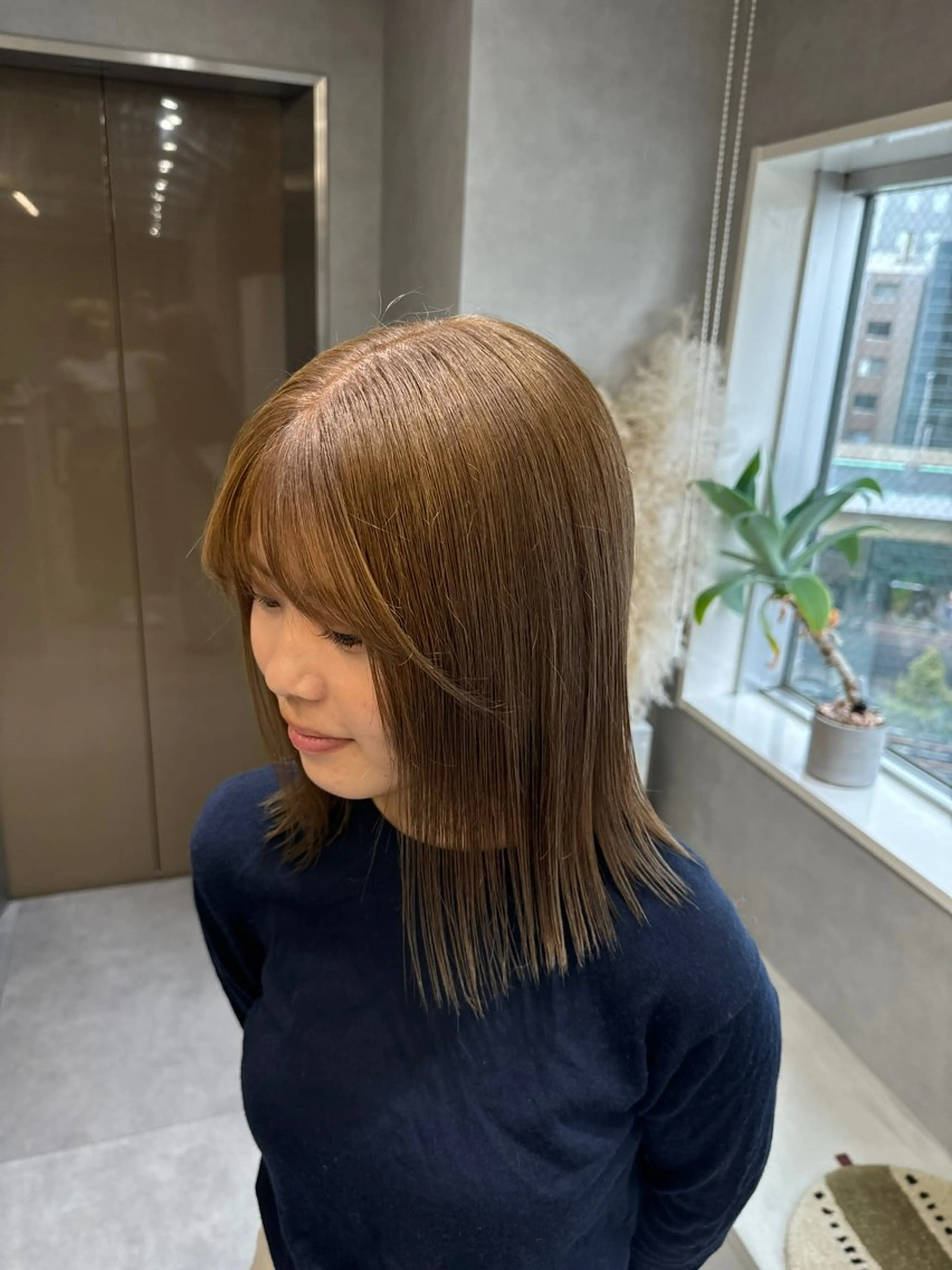 カラー ベージュカラー ブリーチ 透明感カラー ヘーゼル NAO/ 髪質改善/艶カラーのヘアスタイル