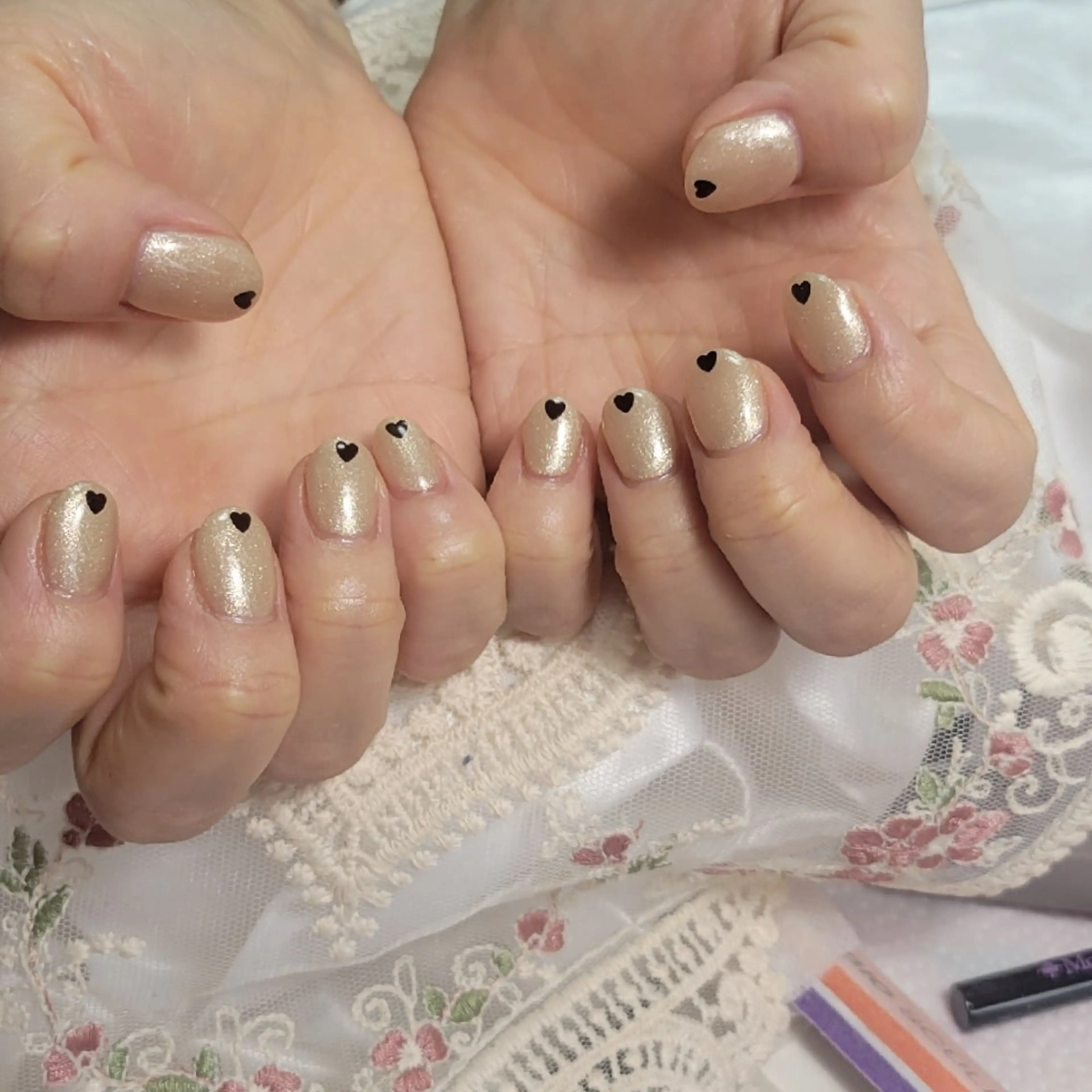 ネイル ハート ハンドネイル ネイルサロンほっこり kanaのネイルデザイン