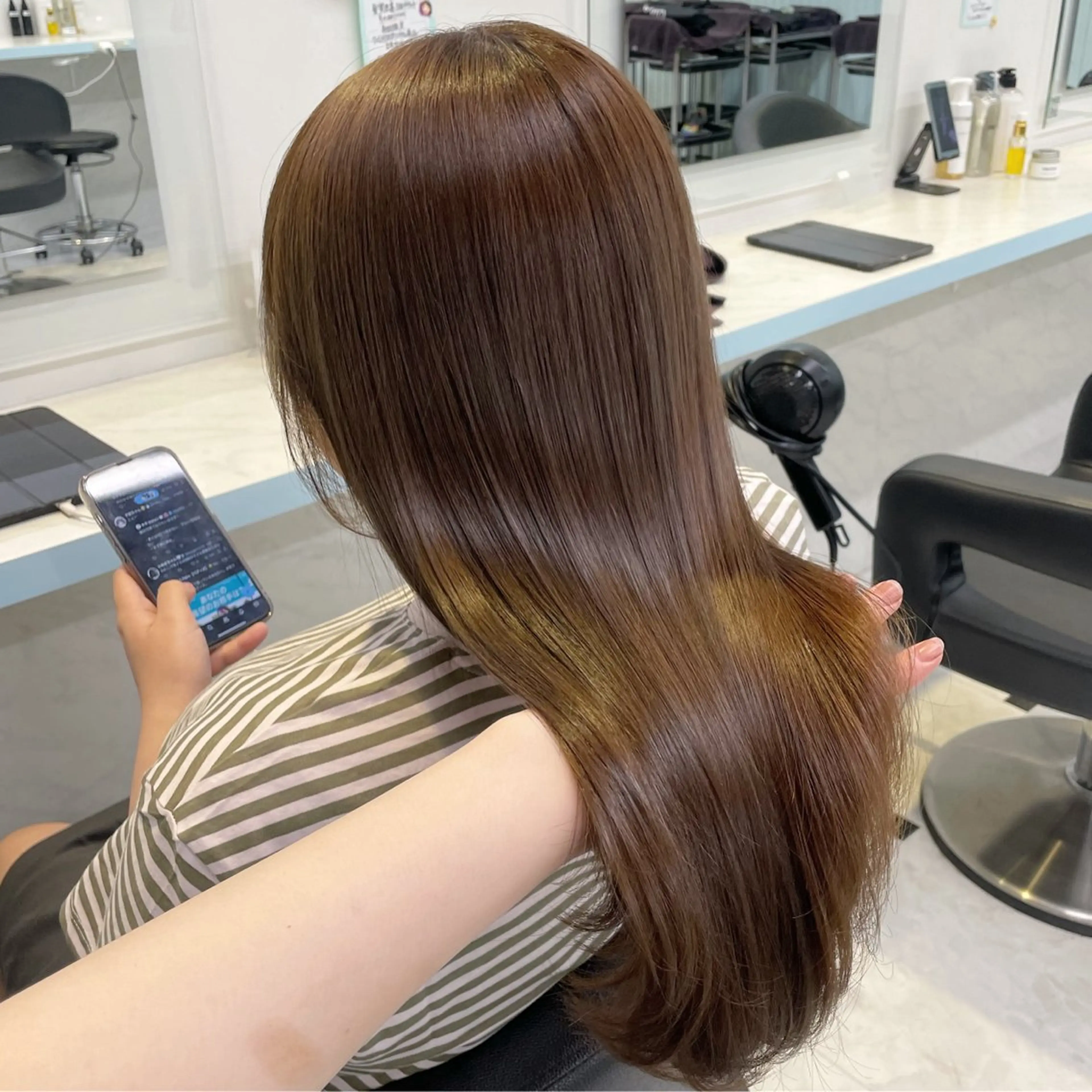 セミロング カラー ヘアカラー Salowin池袋East 店3F所属・【美髪矯正/絹髪】 🎀hinano🎀のヘアスタイル