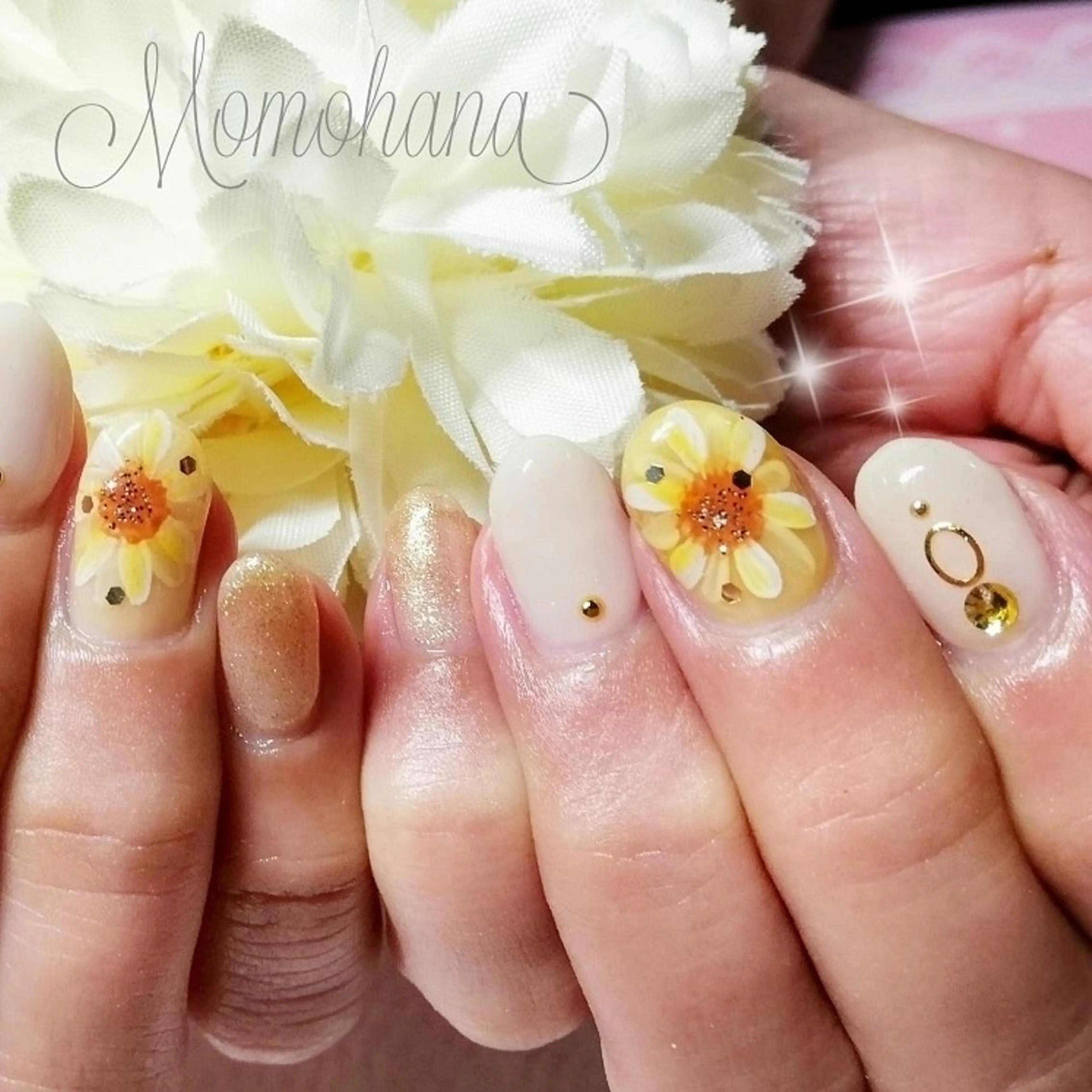 ネイル momohana  のネイルデザイン