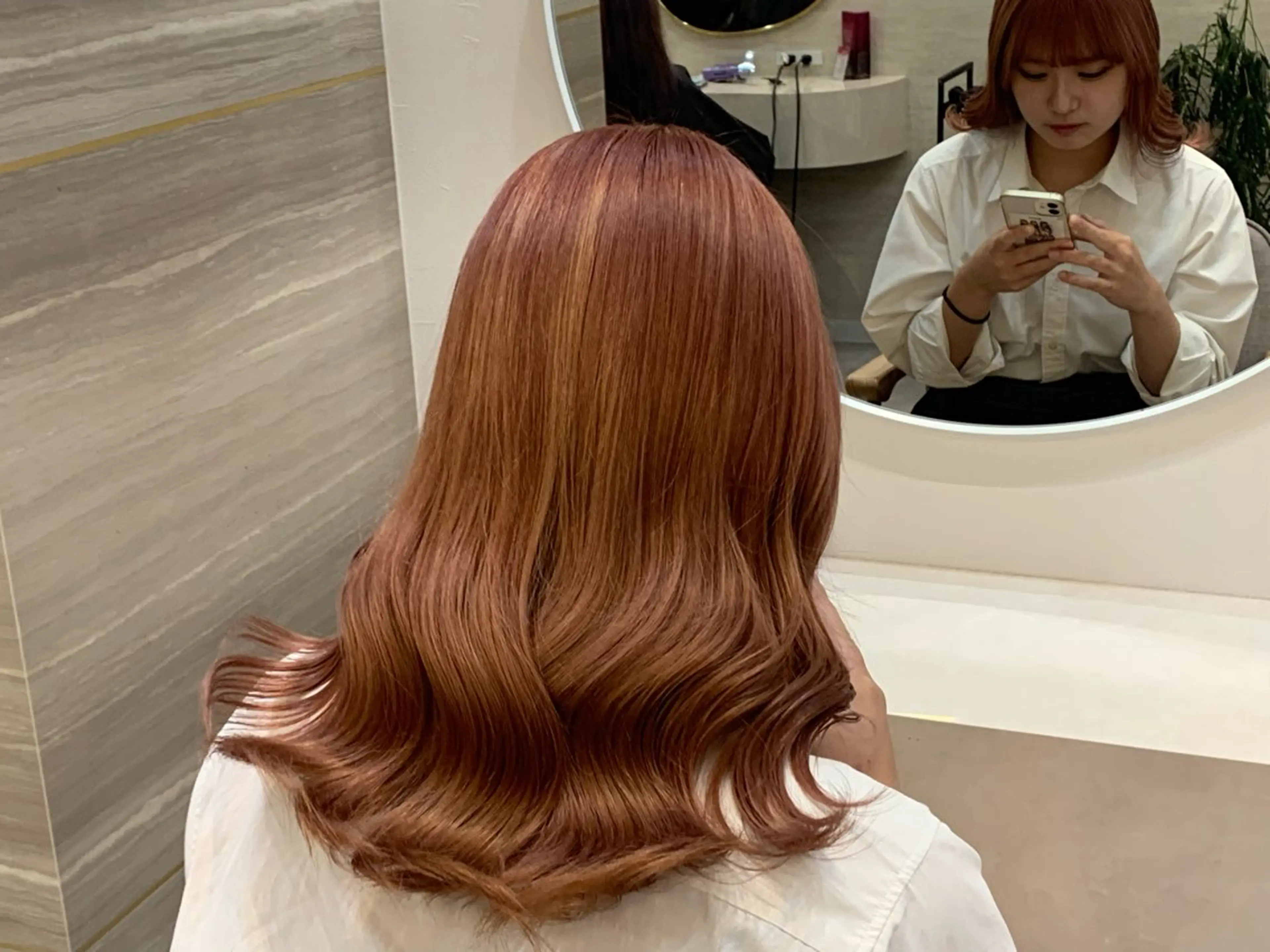 ミディアム カラー パーマ ヘアアレンジ メンズ キッズ ヘアカラー トリートメント 🤍韓国風/艶髪🤍 鳥越美羽のヘアスタイル