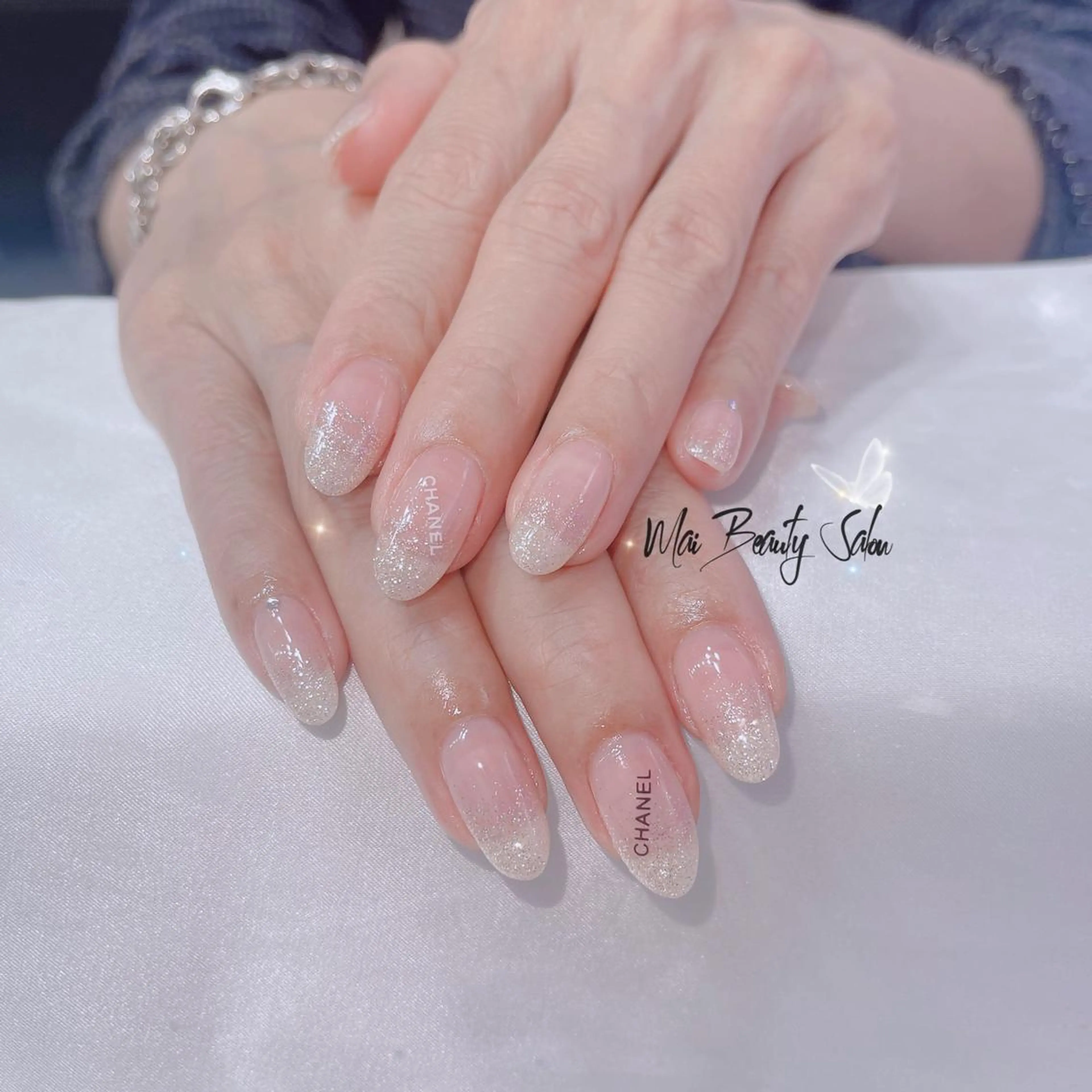 ネイル オーロラネイル 長さ出し フラッシュネイル フレンチネイル ジェルネイル MaiBeauty DanHiのネイルデザイン