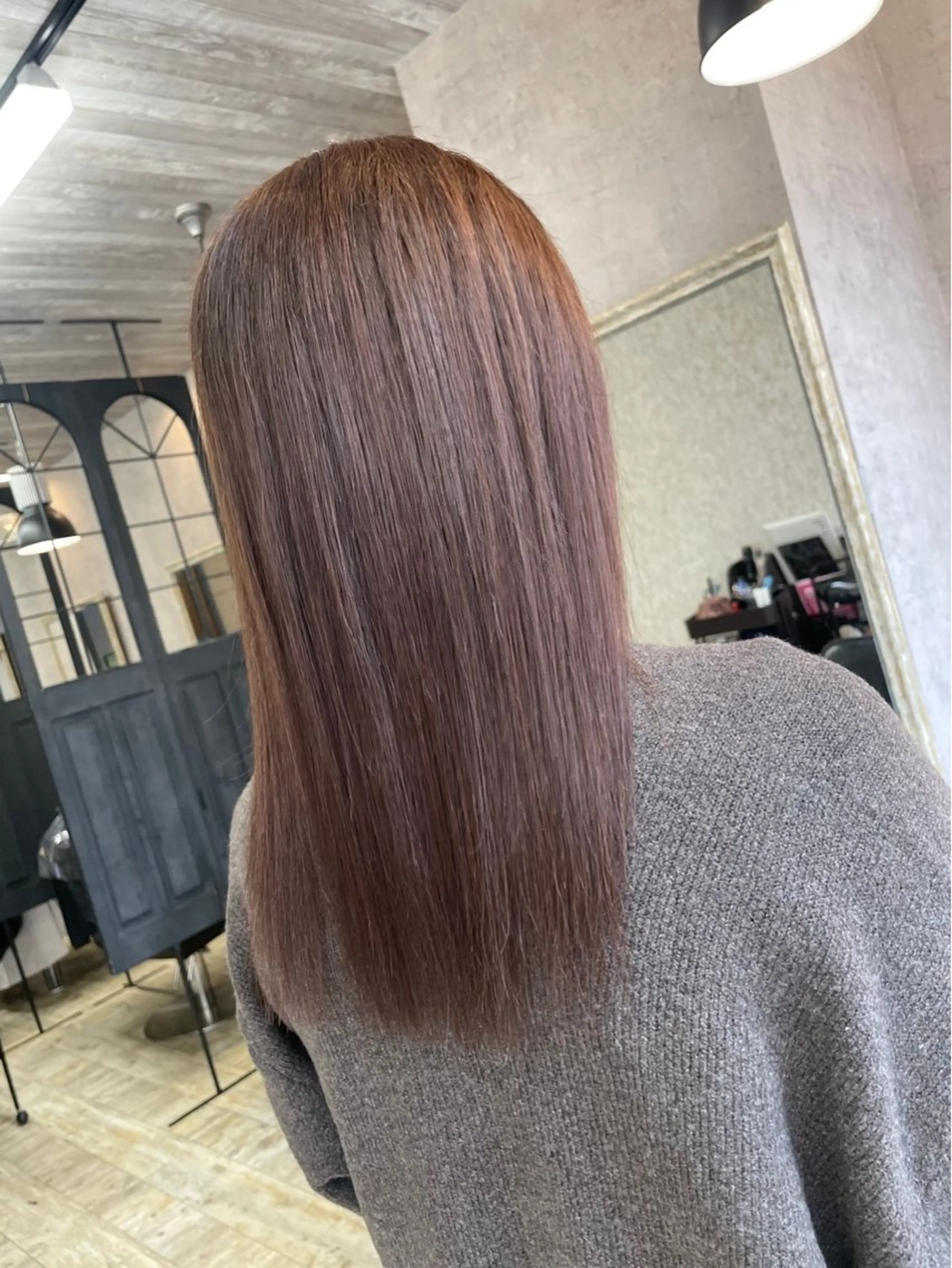 カラー 鈴木 春衣のヘアスタイル
