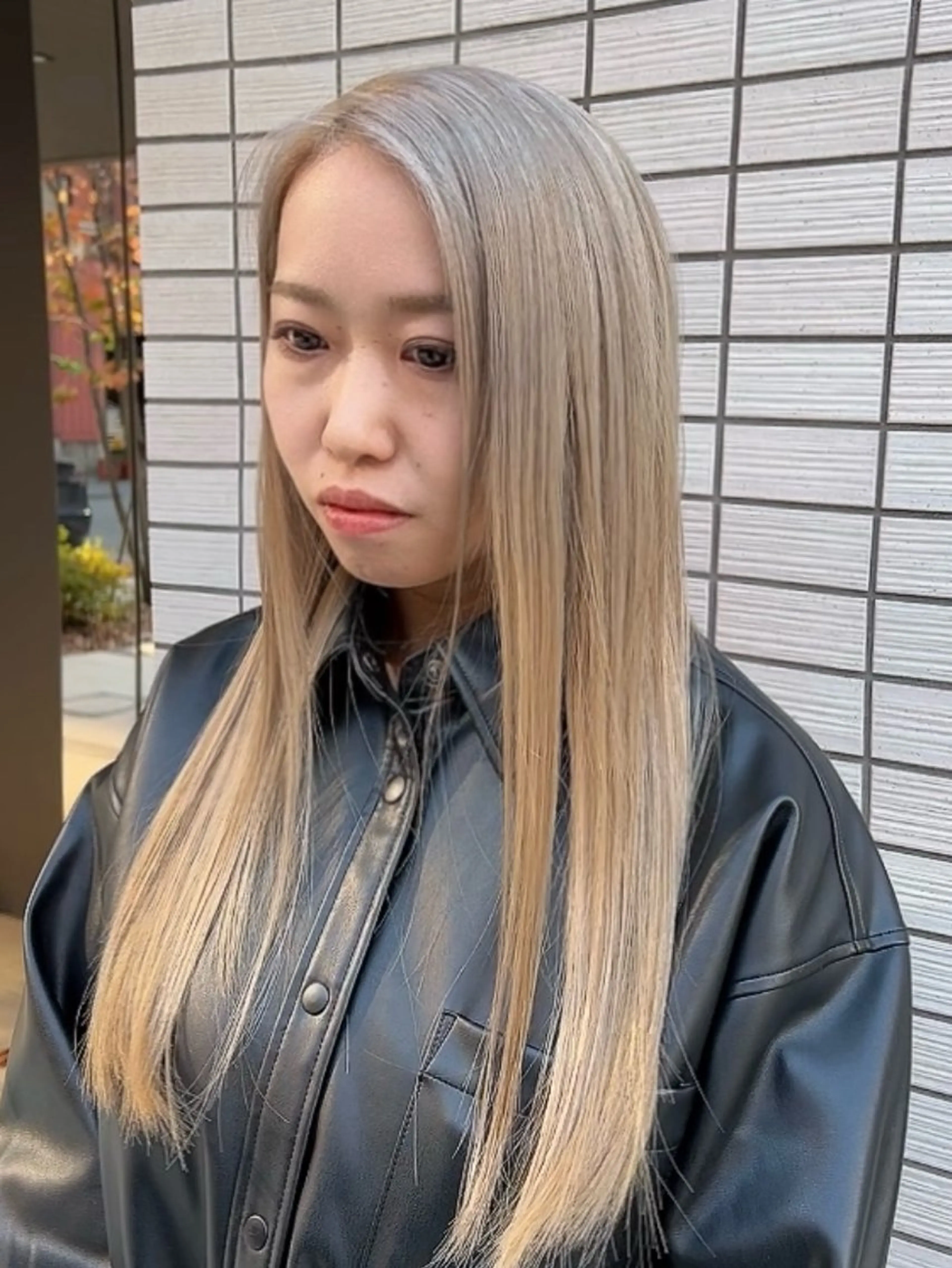 セミロング カラー ブロンド カット ヘアカラー 💎透明感カラー特化 💎TAISEIのヘアスタイル