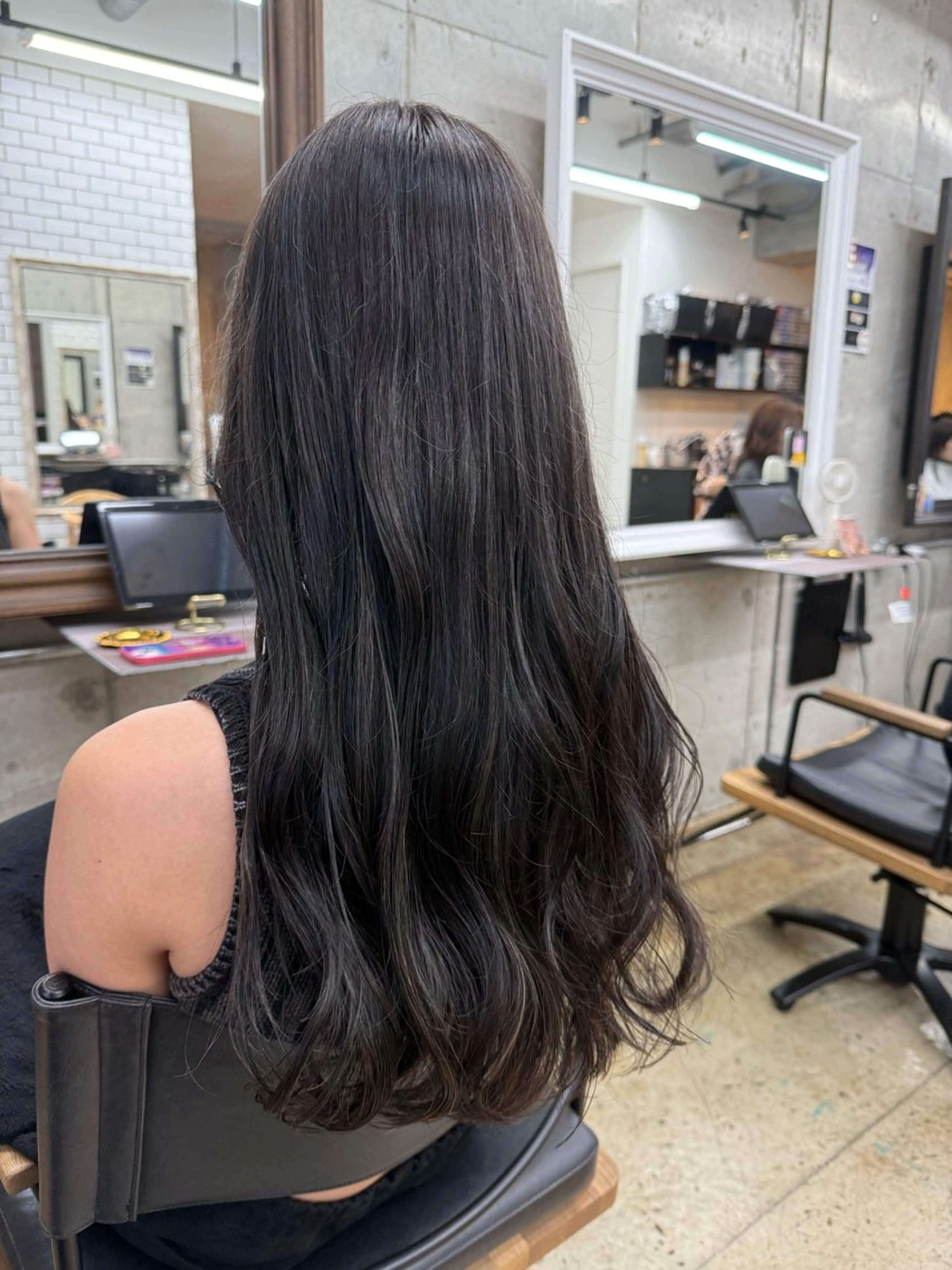 ロング カラー 吉川 慶斗のヘアスタイル