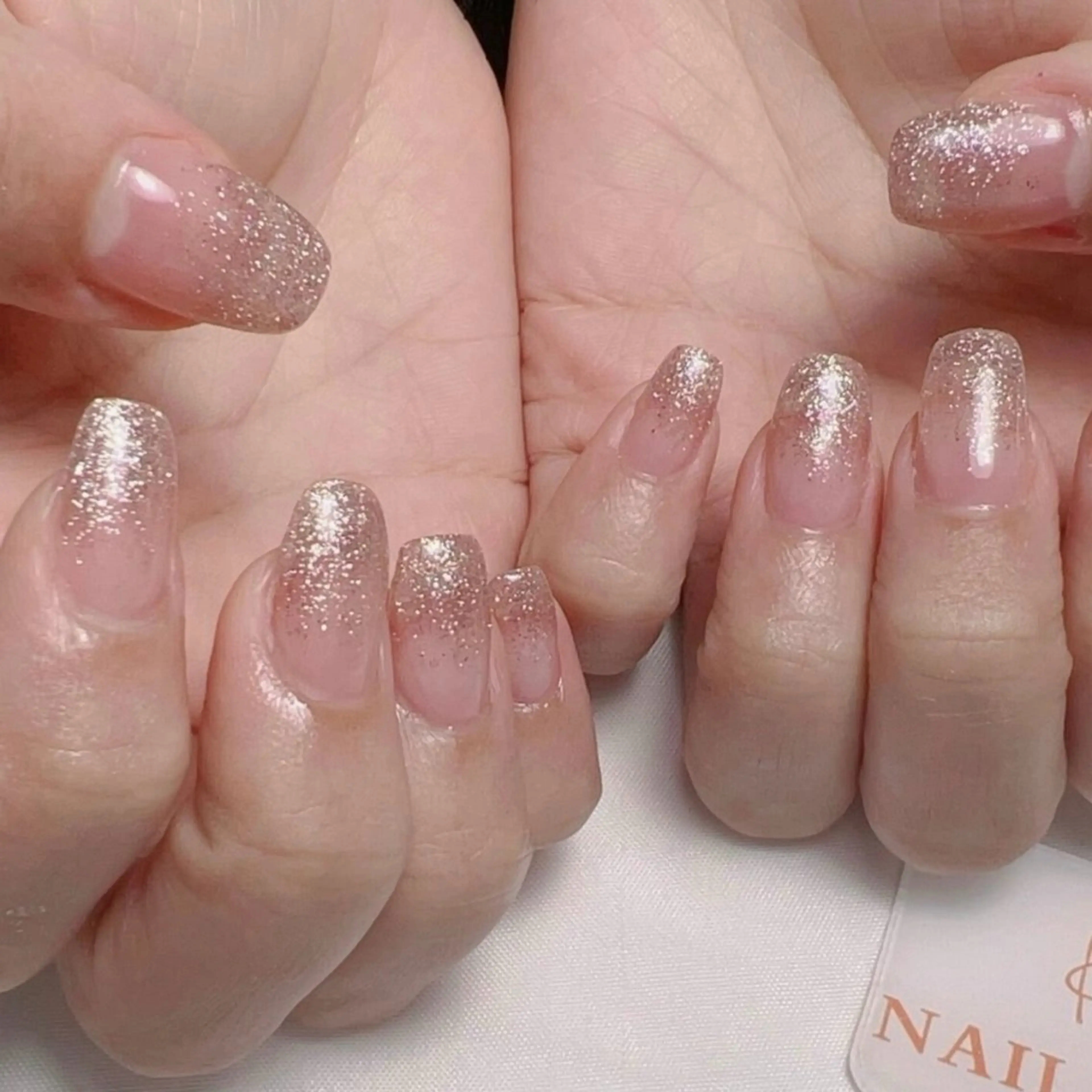 ネイル アートネイル フレンチネイル ジェルネイル グラデーション 韓国ネイル ハンドネイル ハンドケア さくら💮💮 【オフ無料】のネイルデザイン